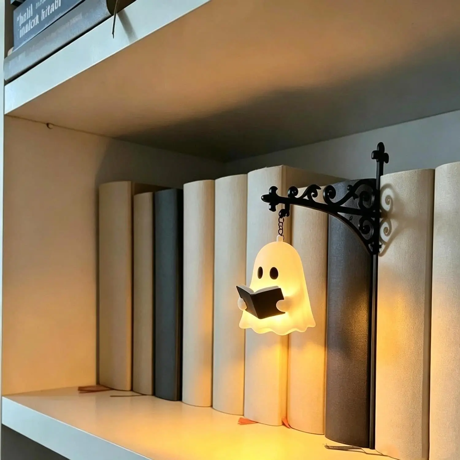 Decorative Bookshelf Ghost Light, Reading Bookshelf Lamp, Library Ghost Light, Antique LED Books, Halloween Decor Ghost Light, Battery Operated Lamp, Decor Lighting, Home Decor Light