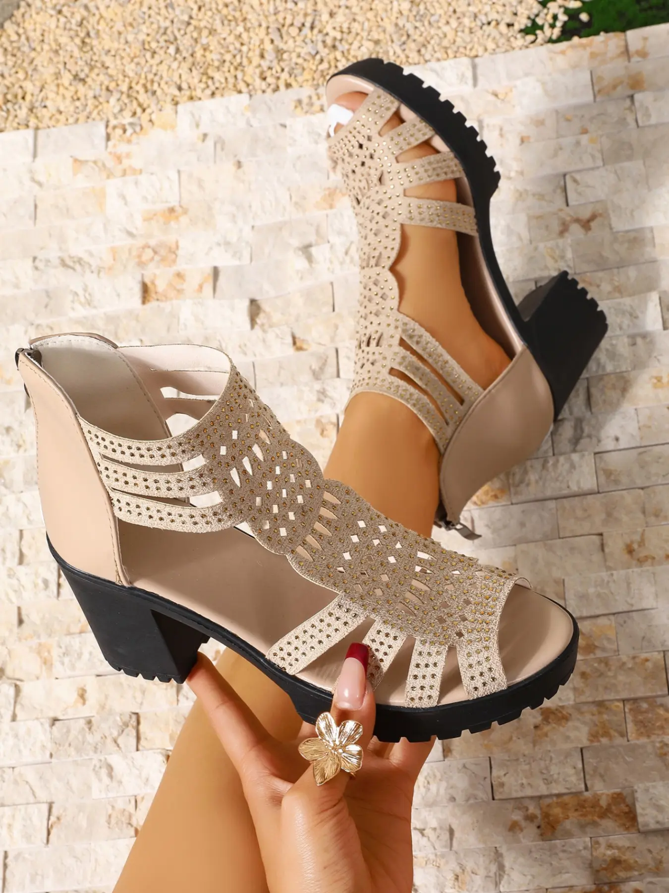 New Arrival Plus Size Women's Elegant Rhinestone Hollow Out Breathable Shoes, Back Zip Fish Mouth Thick Heel High Heels, Party Gift, Fashionable Rhinestone Sandals