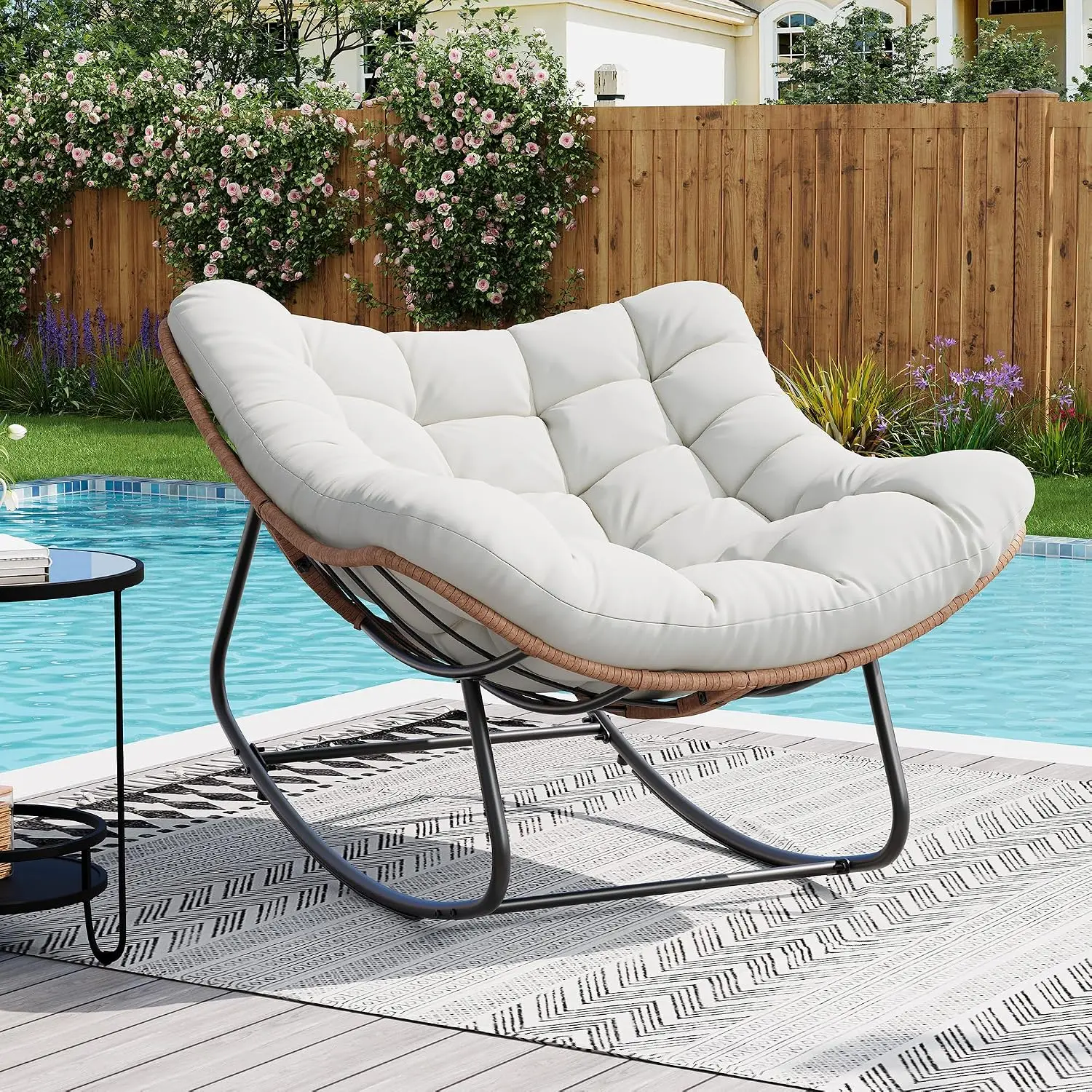 🌿 Rock your stress away. Oversized Papasan Rocking Chair – 400 lbs of cozy. Metal & PE Rattan Frame, Soft Cushion – Gentle 30° Rocking for Patio, Garden or Living Room ✨