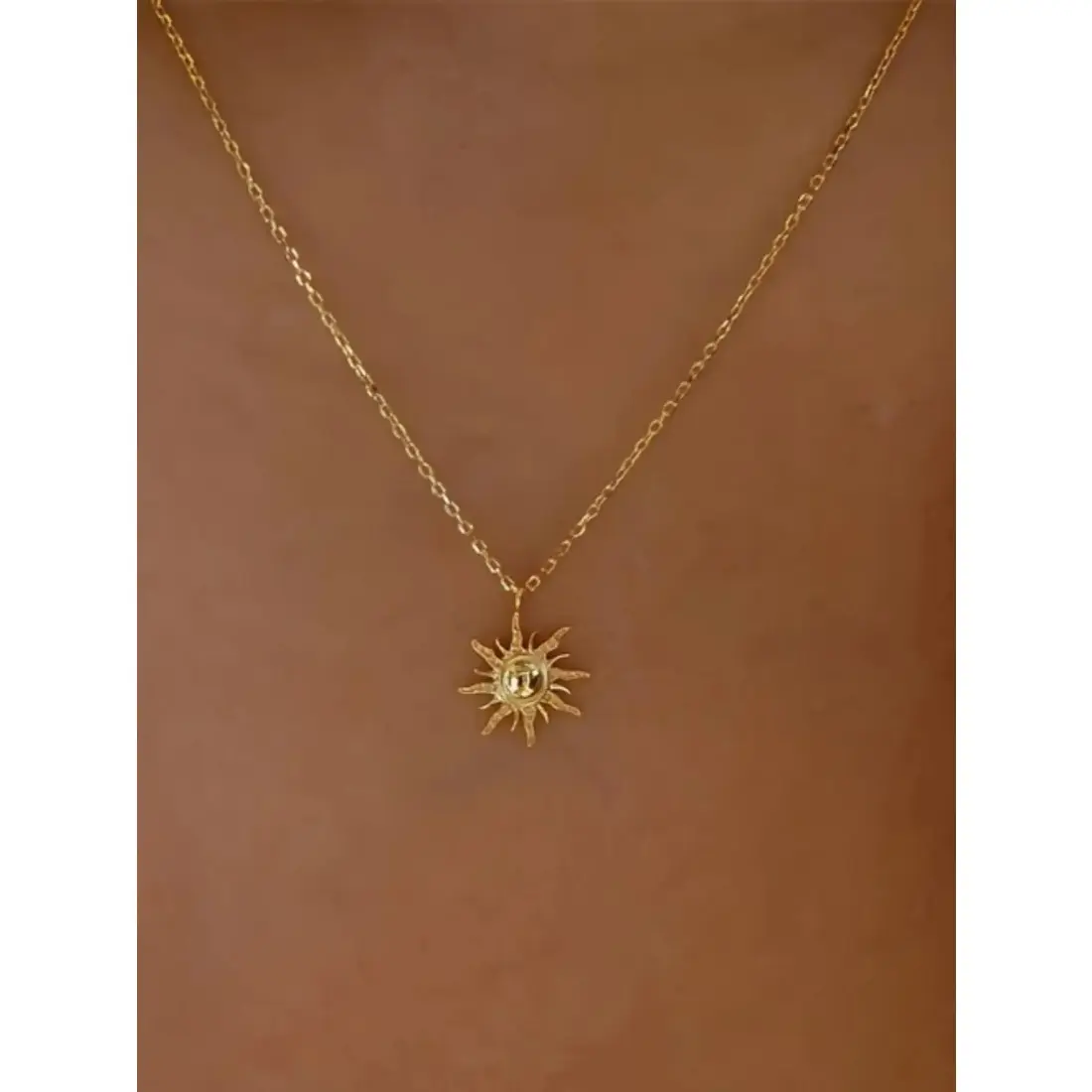 Women's Pendant Necklace Fashionable Dangling Charms for Party Daily Wear