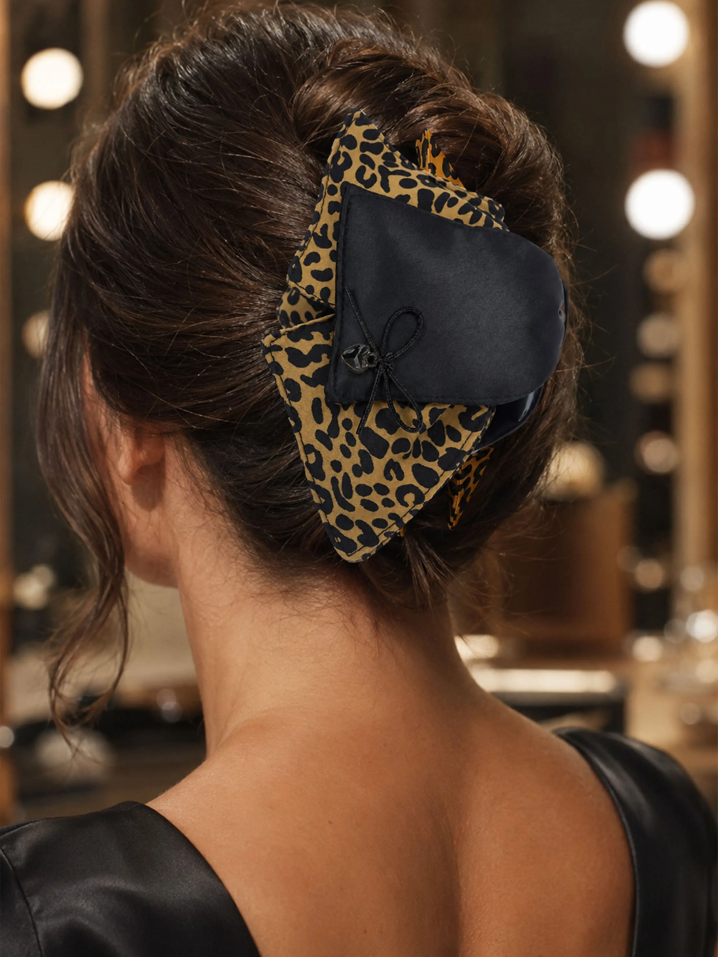 Large Leopard Print Bow Hair Claw Clip for Women, 14cm Oversized Strong Hold French Twist Clip, Satin Hair Accessory for Thick Hair