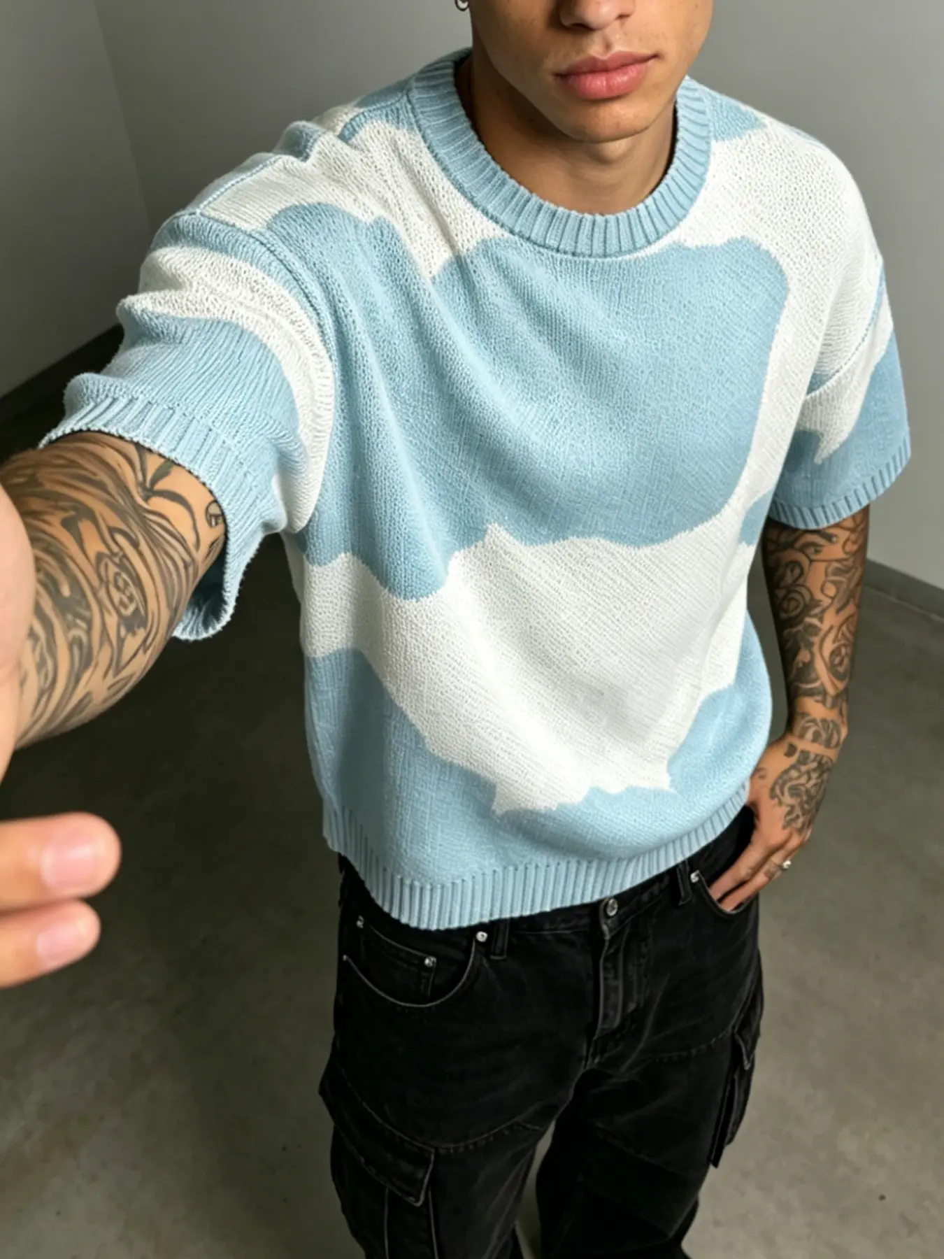 Men's Casual Knit Top, Soft Knit Tops, Crewneck, Comfortable, Loose, Oversized and Stylish Pullover, Casual Chic Knitwear, Sweater Knitwear, Perfect for Daily Wear, Soft and Breathable Material, Ideal for All Seasons