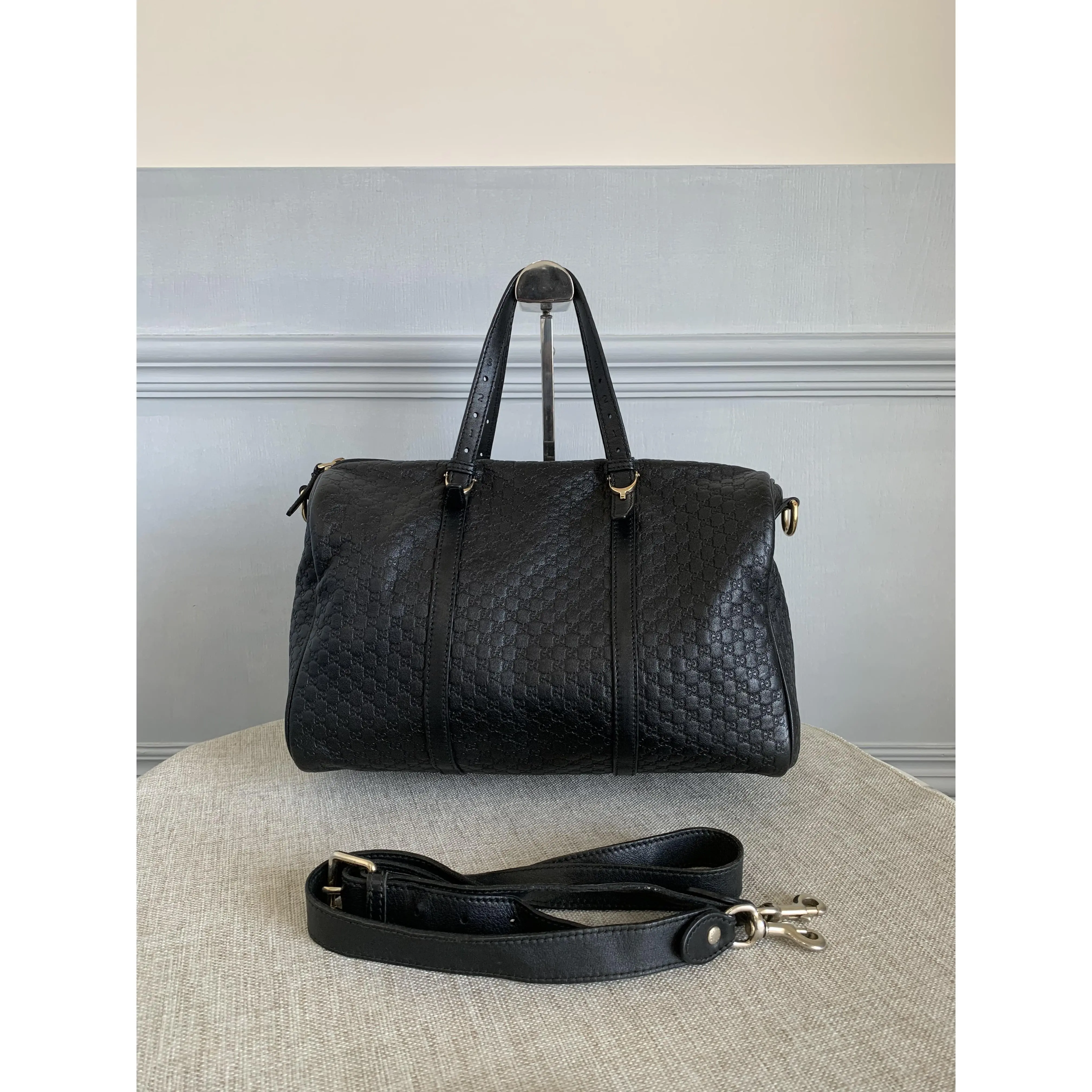 Pre-owned GUCCI Black Microguccissima Leather Boston 2 Way Handbag & Crossbody Bag
