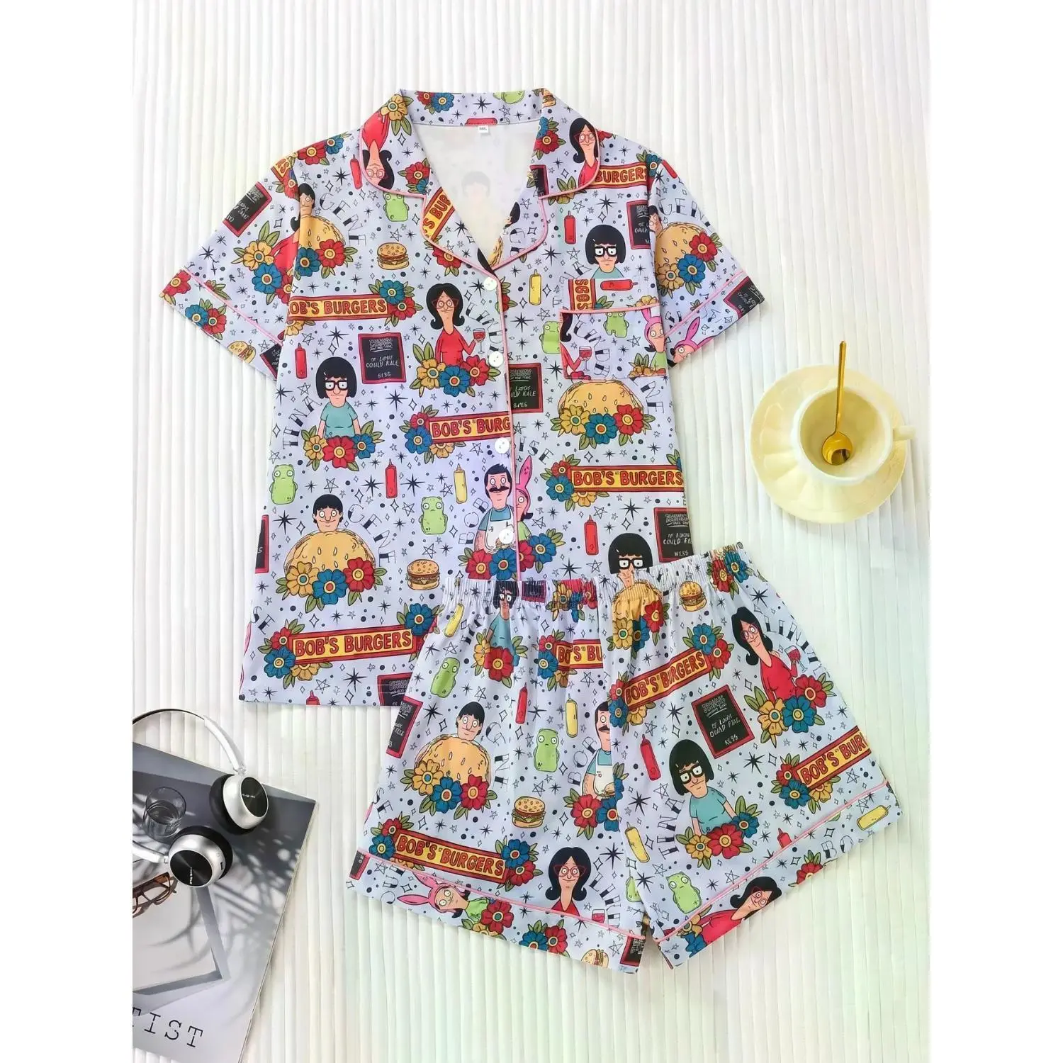 Fashion Casual Sleepwear Lounge Set for Women, Cartoon Pattern Button Lapel Short Sleeve Shirt and Oversized Loose Comfortable Shorts, Daily Wearable Two Piece PJs