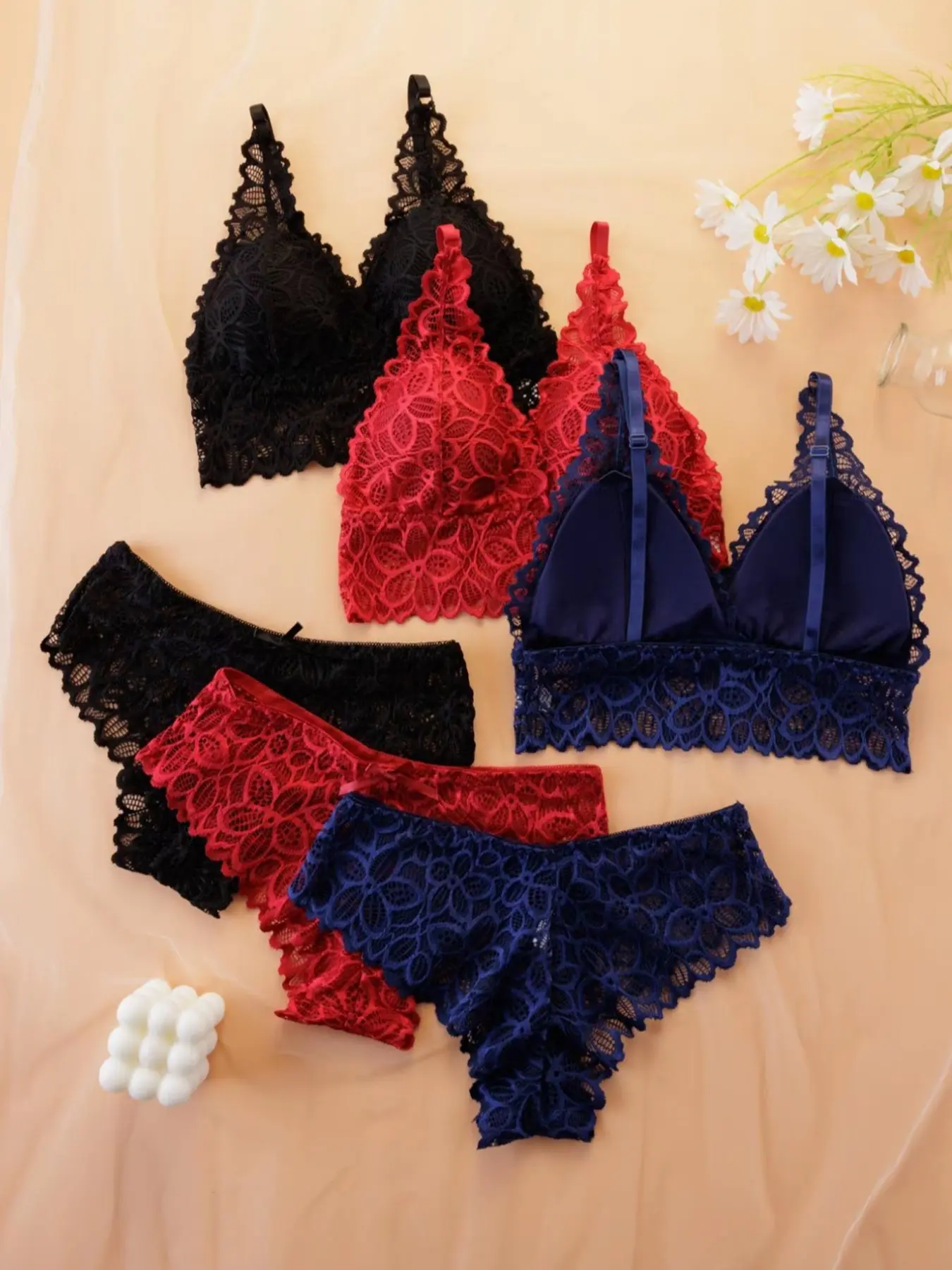 Floral Lace Lingerie Matching Set, Deep V Wireless Bralette & Bow Decor Panties, Scallop Edge Breathable Soft Intimate Loungewea