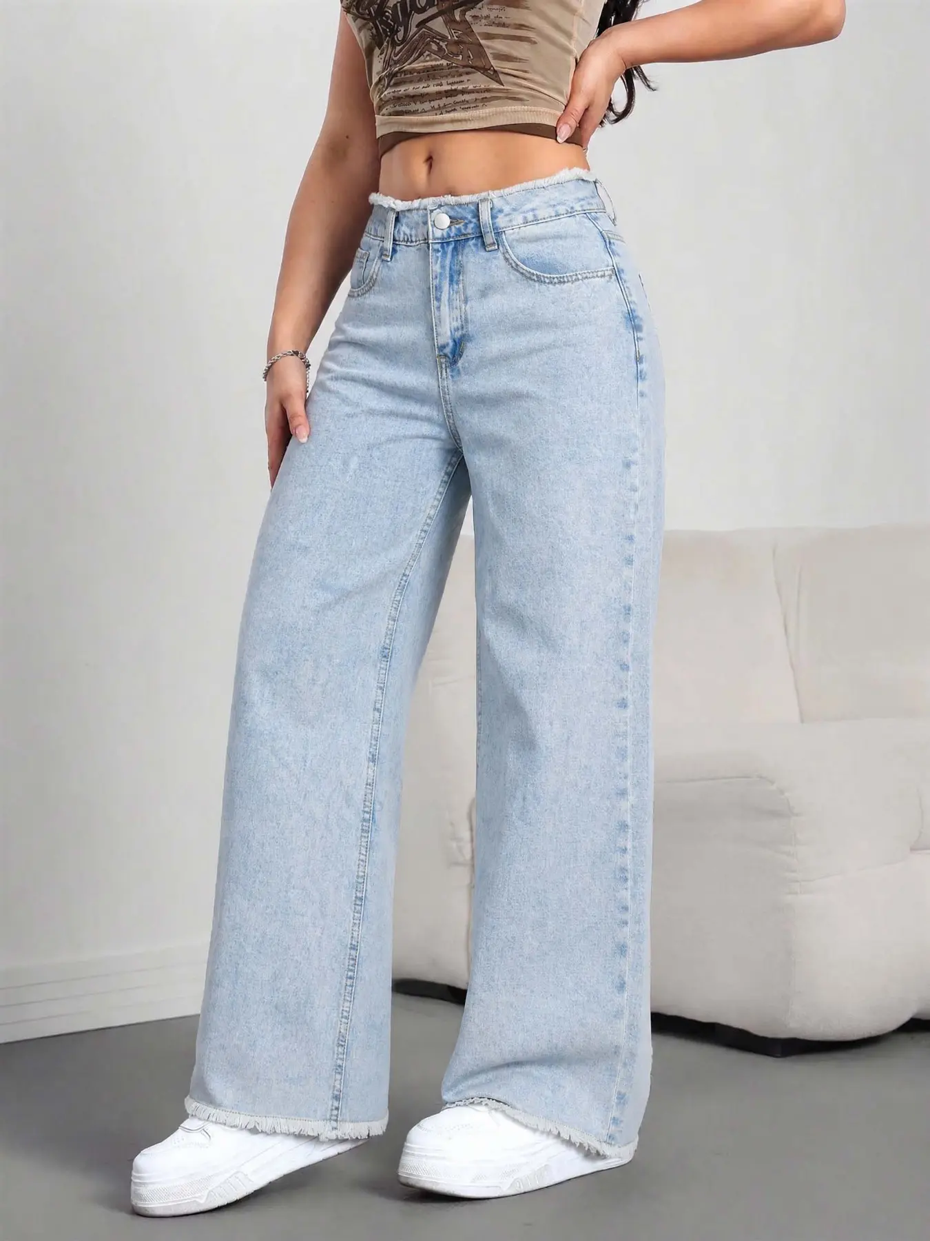 Y2K Style Light Blue Acid Wash Wide Leg Jeans, Frayed Edge Design, Pocket Detail, Casual All-Season Wear, Loose-Fitting Comfort