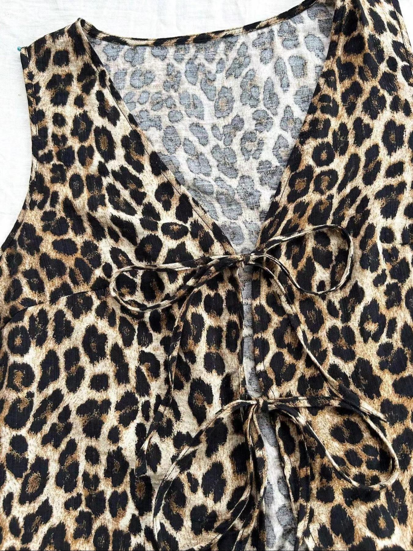 Women's All Over Print Leopard Tie Front Fitted Tank Top, Casual Sleeveless V Neck Top for Summer, Ladies Clothes for Daily Wear