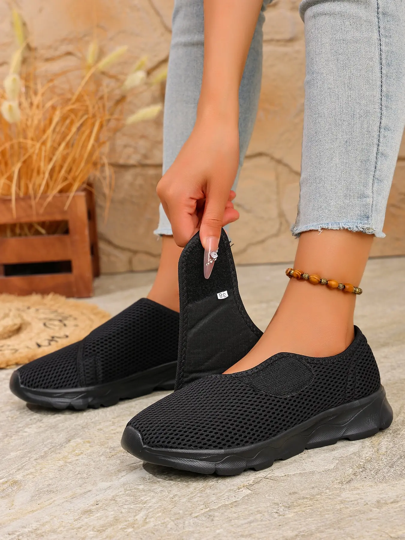 Women's Casual Sports Shoes, Flat Lightweight Breathable Comfort Walking Shoes, Ideal for Daily Wear, Soft and Durable Design