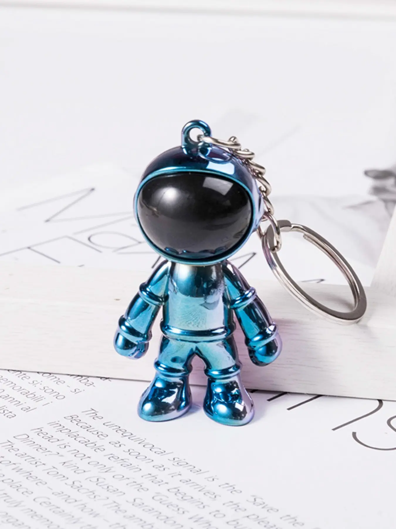 Space Astronaut Keychain, Creative 3D Nasa Design, Colorful Electroplated Car Accessory, Unisex Bag Charm, Unique Gift Idea, Key Rings