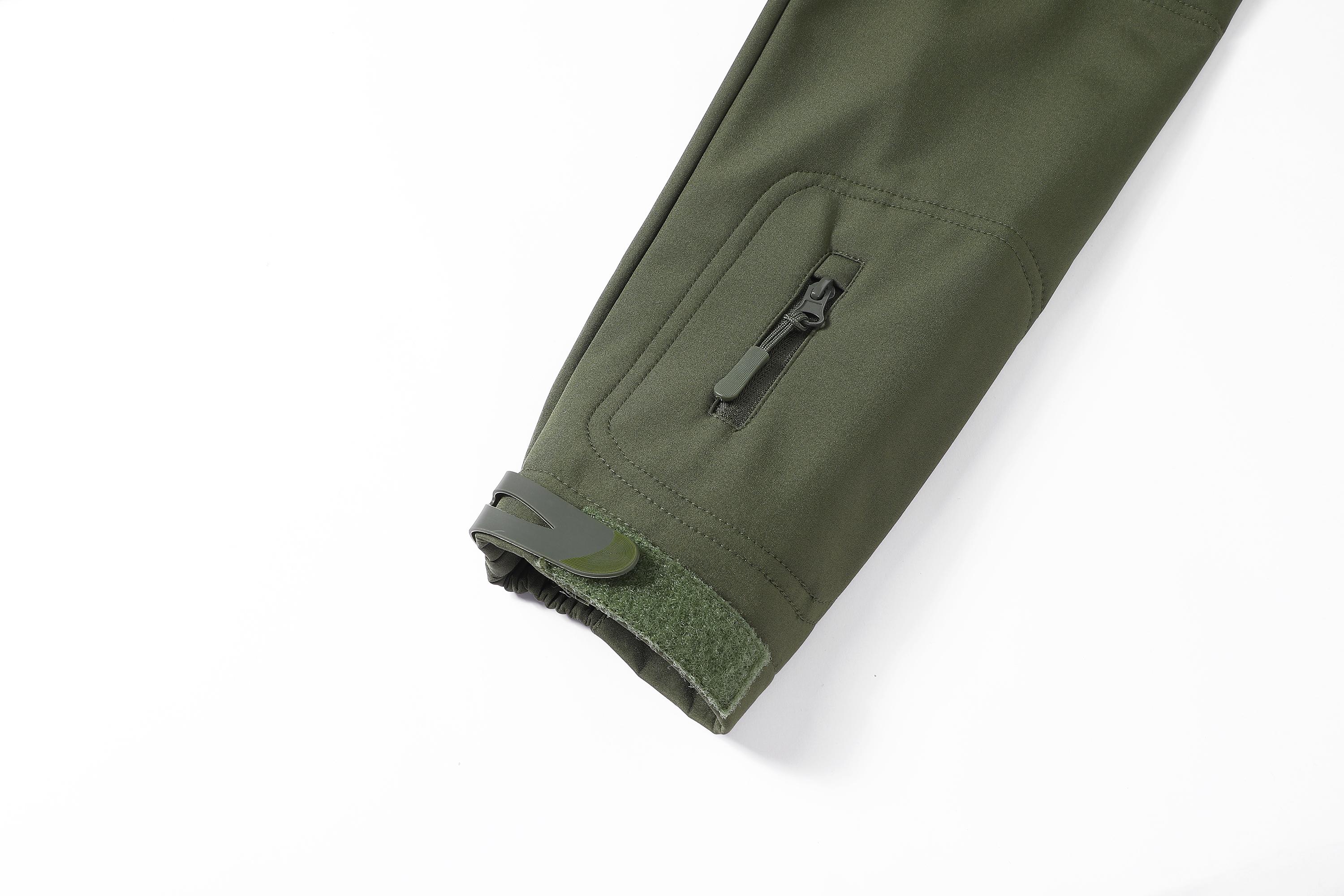 A men's hooded jacket with an outdoor and functional style features multiple zipper pockets distributed on the chest, arms, etc., making it convenient to store various small items and highly practical. Hood with drawstring closure