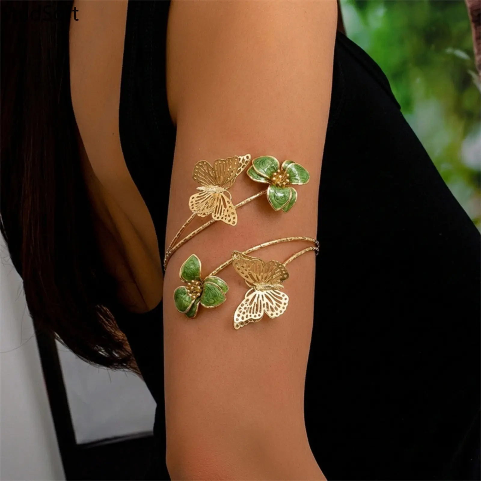 Female French Enamel Flower Arm Cuff, Gold Hollow Butterfly Upper Armlet, High-Quality Adjustable Body Jewelry for Party, Women's Festival Gift, Butterfly Motif, Accessories For Women, Floral,back to school,back to school haul
