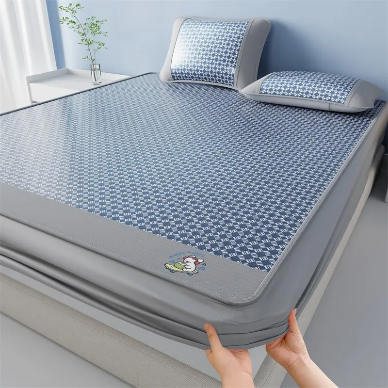 3-Piece Ice Silk Cooling Bed Sheet Set, Includes 1 Fitted Sheet & 2 Pillowcases, Machine Washable，59*78.7in/150*200cm，70.8*78.7in/180*200cm, Perfect for Hot Summer Nights, Breathable Durable Bedding, Cooling Soft Sheets