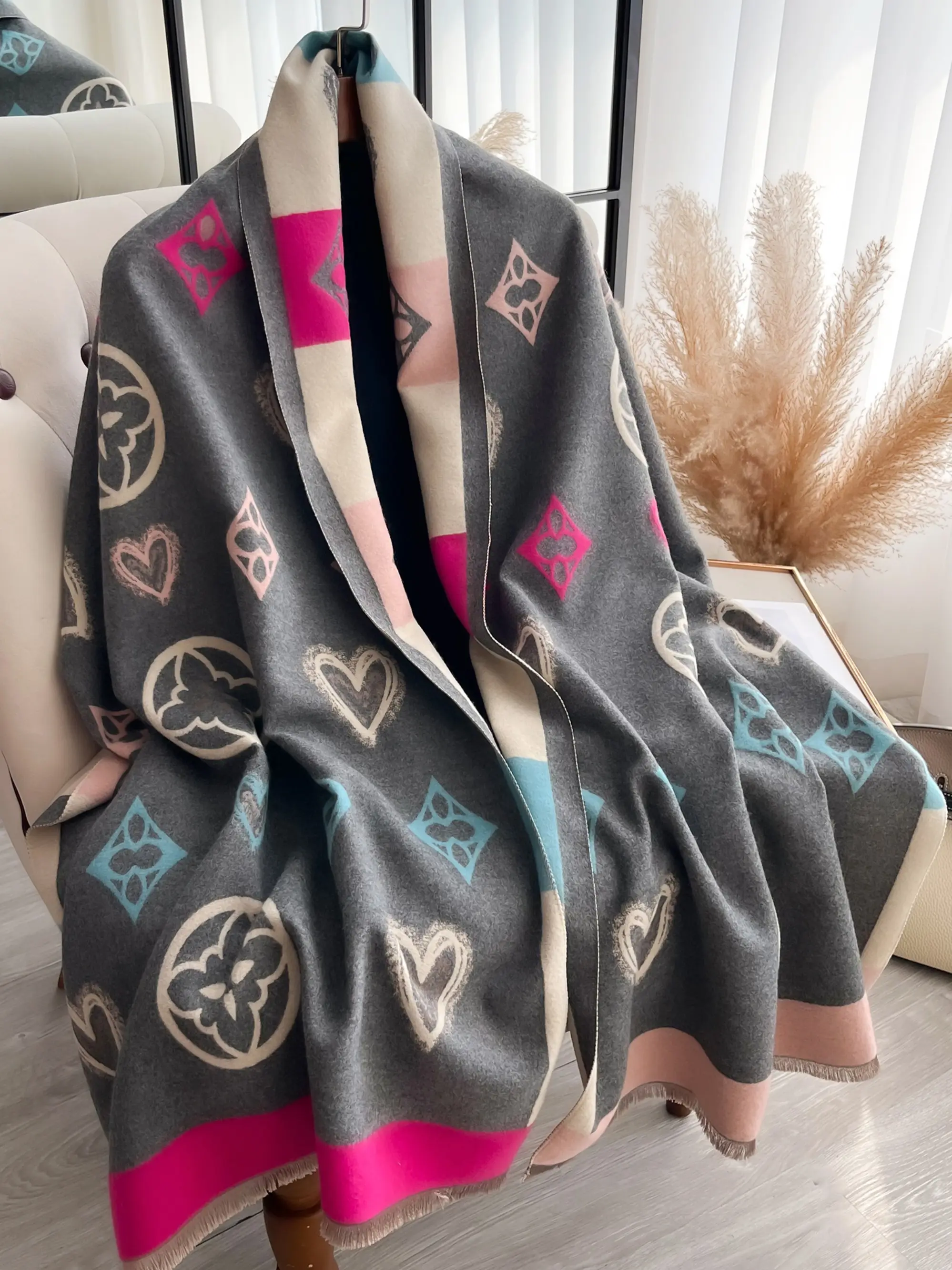 Women's Elegant Fall Winter Shawl, Soft Warm Shawl, Dual-Sided Design, High-End Imitation Cashmere, Windproof Warm Scarf, Essential Outdoor Accessory