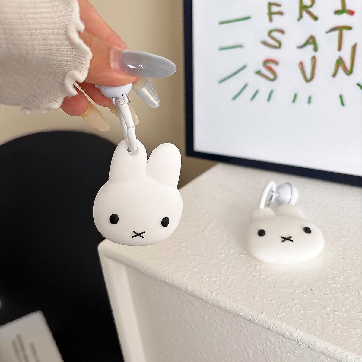 Cute Rabbit Design AirTag Protective Case, Anti-lost AirTag Keychain Pendant, Cartoon Protective Cover Compatible with AirTag