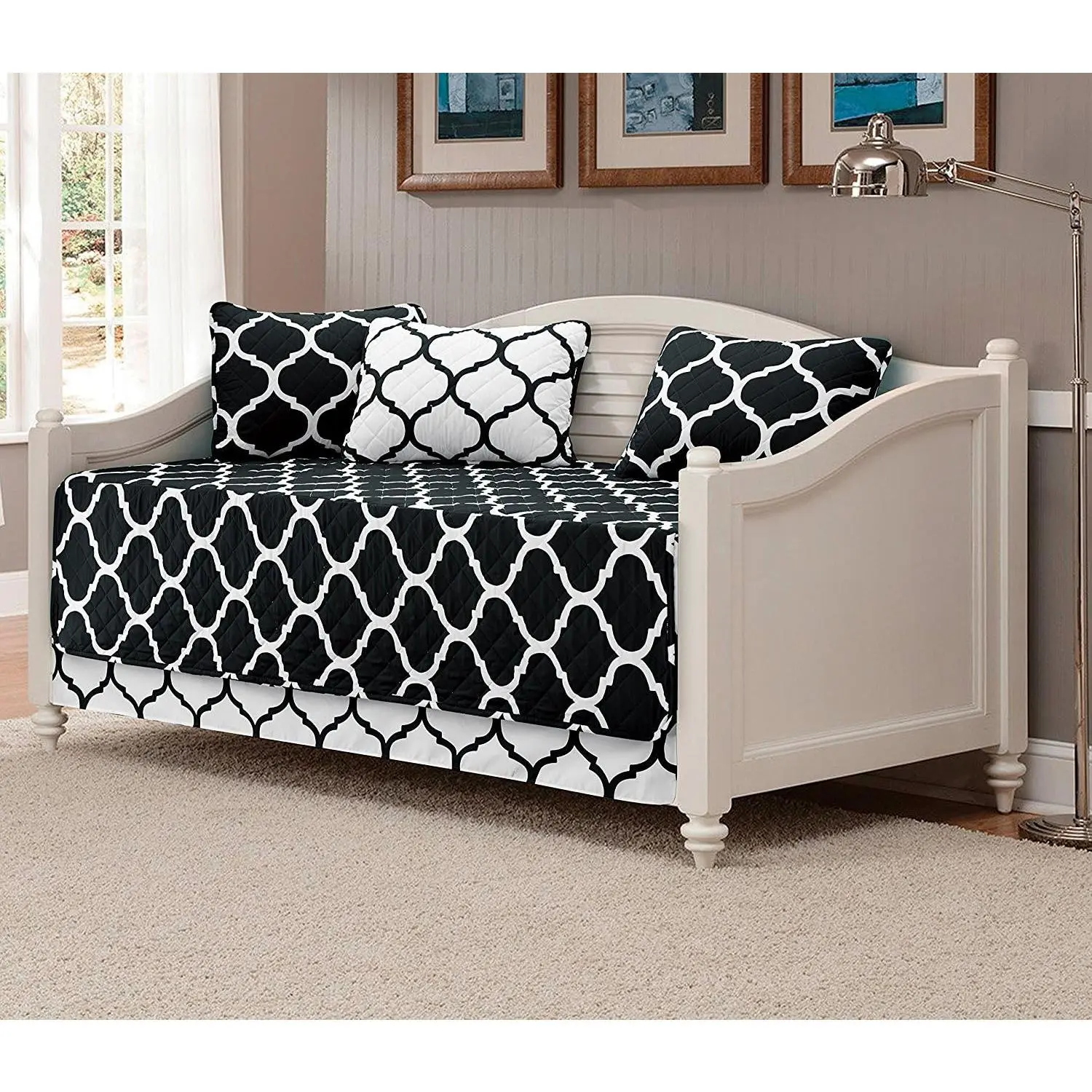 Modern 5-Count Daybed Cover Set, Quilted Bedspread (Black/White)