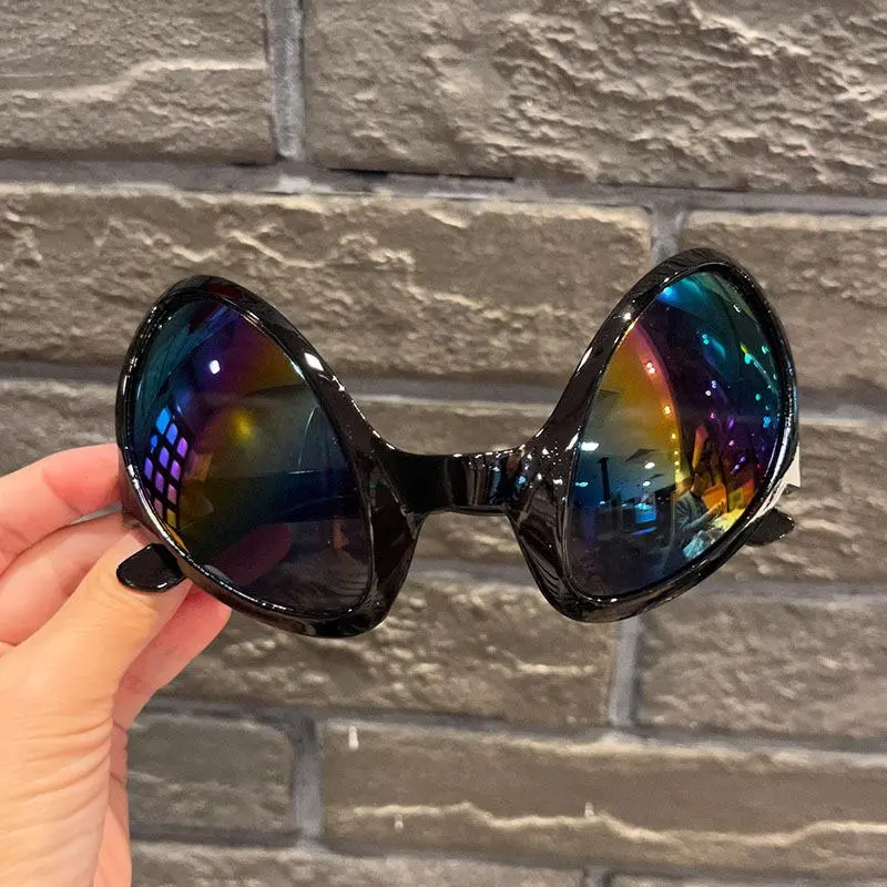Y2K Cat Eye Sunglasses, Futuristic Alien UV400 Shades for Women Trendy Eyewear