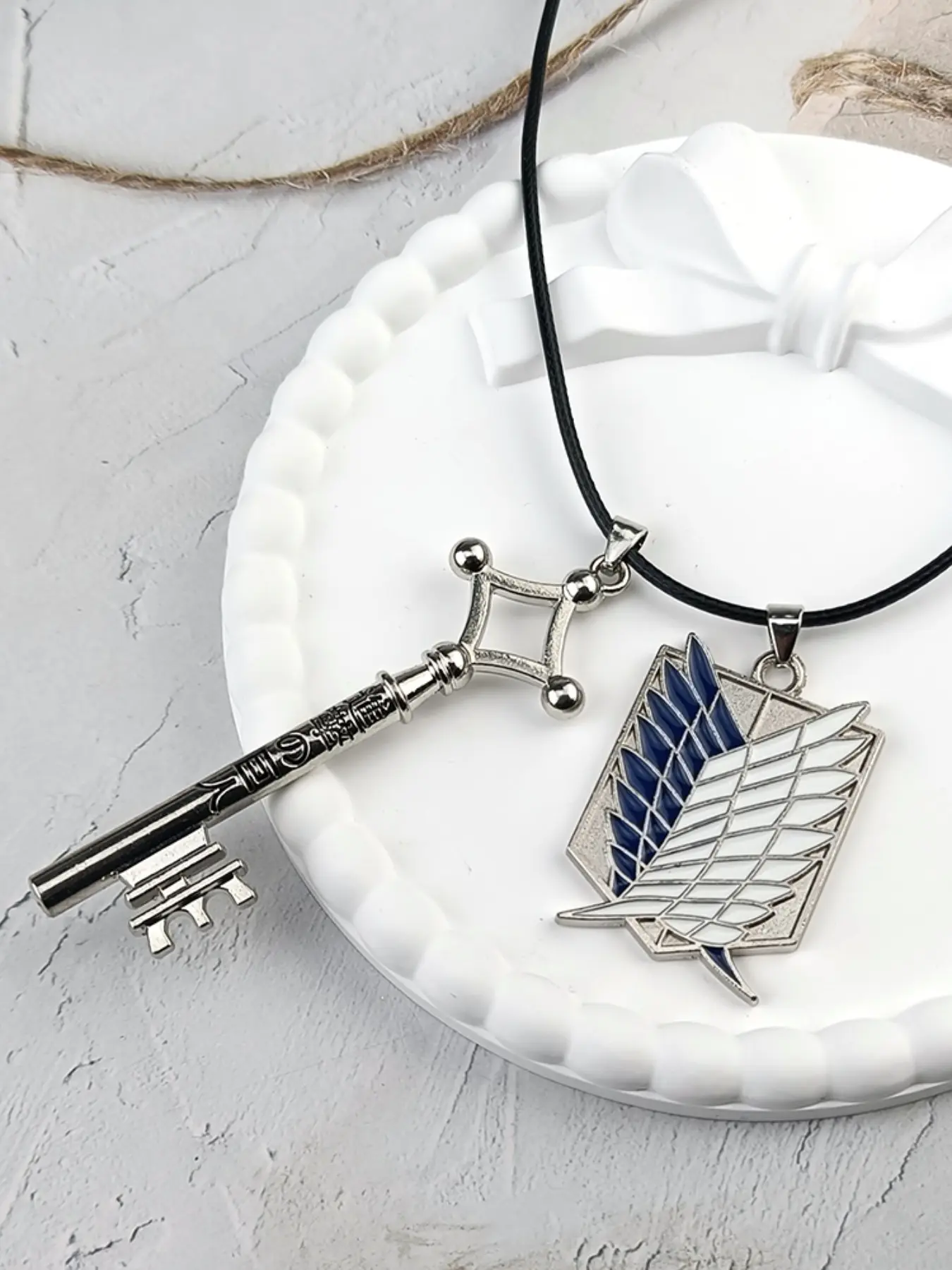 Vintage Key Badge Necklace, Metal Key Shape with Dual Color Badge, Rope Chain, Casual Daily Accessory, Collectible Pendant, Unique Style, Chain Necklaces