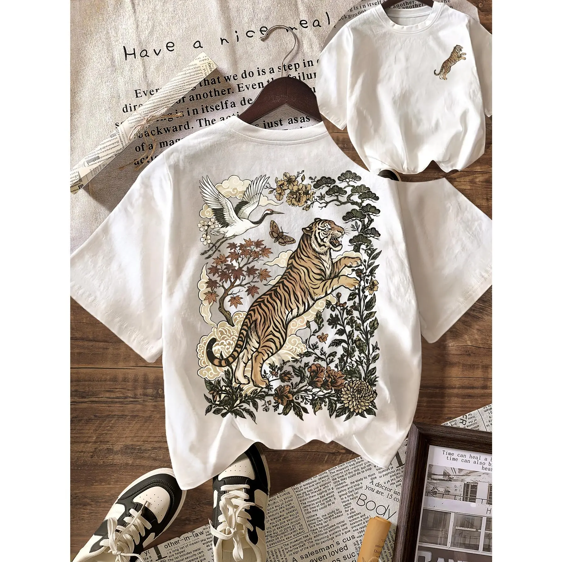 Retro Tiger T-Shirt, Animal Gift for Tiger Lover,Boho, Graphic Tee, Graphic Tees for Women, Summer Clothes for Women, Women's Casual Crew Neck Short Sleeve T-Shirt,summer graphic tees