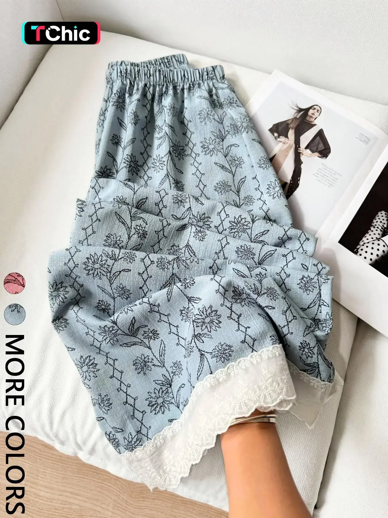 Women's Elastic Waist Wide Leg Pants, Lace Trim Flowy Long Pants, Fashion Casual Comfy All over Print, Fitted Style, Unlined, Comfortable & Stylish, Casual Chic Trousers, Casual Style Bottoms