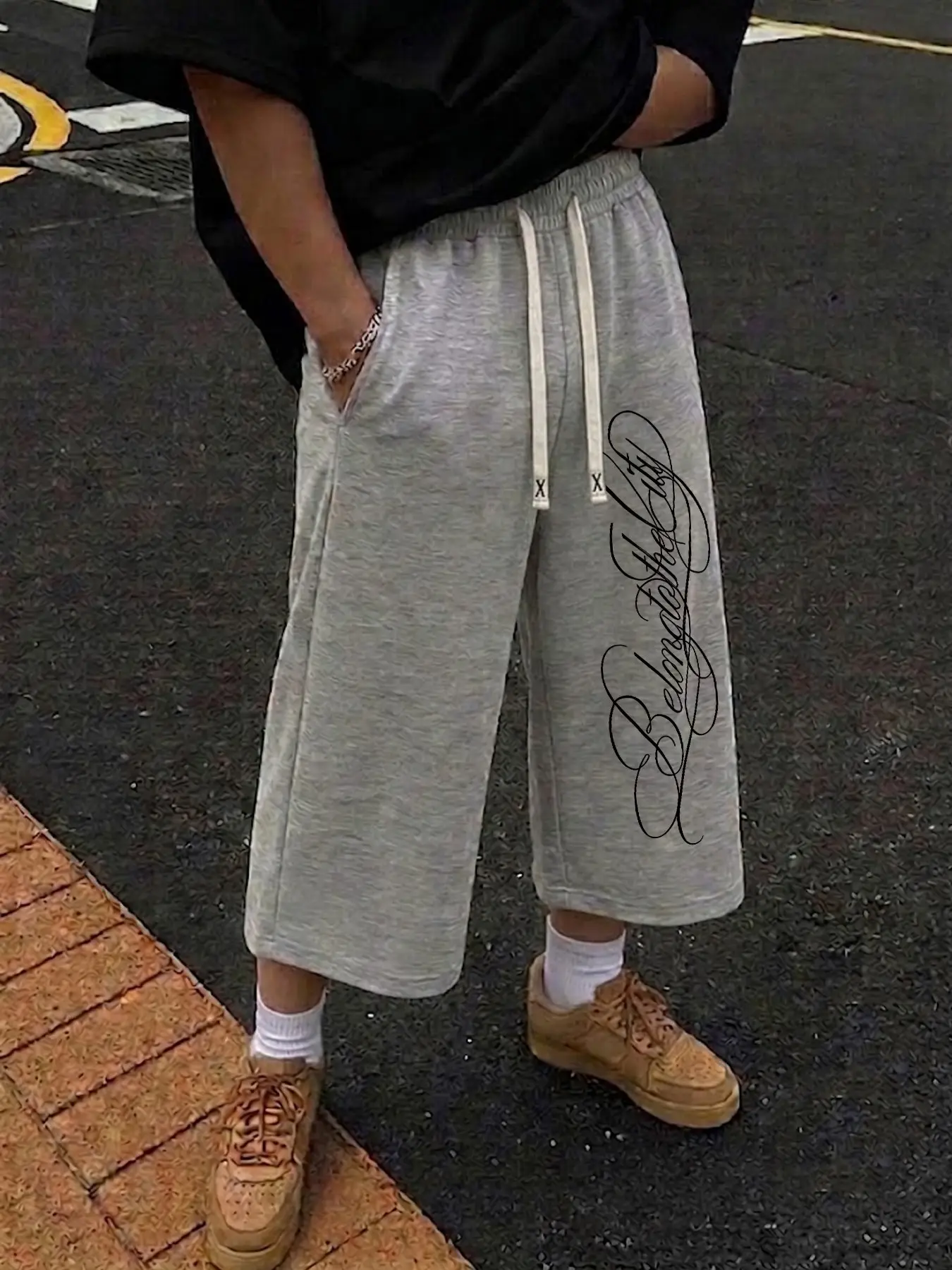 Light Grey Sweatpants Y2K Gothic Letter Graphic Baggy Wide Leg Cropped Pants for Unisex Streetwear Casual Wear
