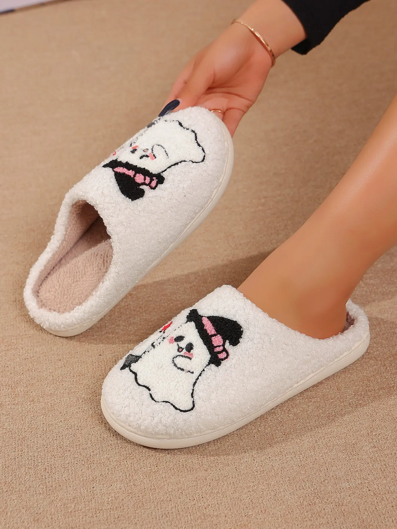 Cute Ghost Cartoon House Slippers for Women, Fall & Winter Indoor Warm Cotton Slippers, Non-Slip Halloween Gift, Medium Width