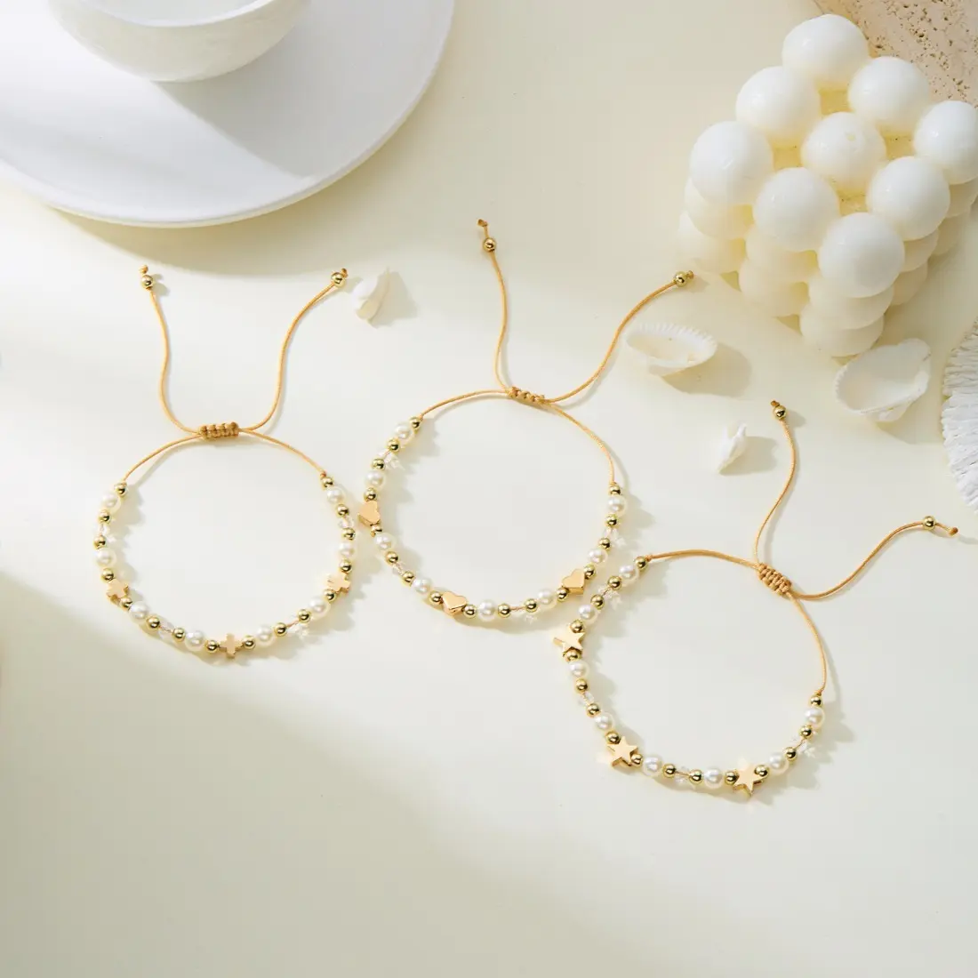 Handmade Pearl Love Star Adjustable String Bracelet for Women, Minimalist Beaded Charm Jewelry, Versatile Pull Rope Bracelet, Dainty Trendy Accessory for Daily Wear Party Friendship Gift