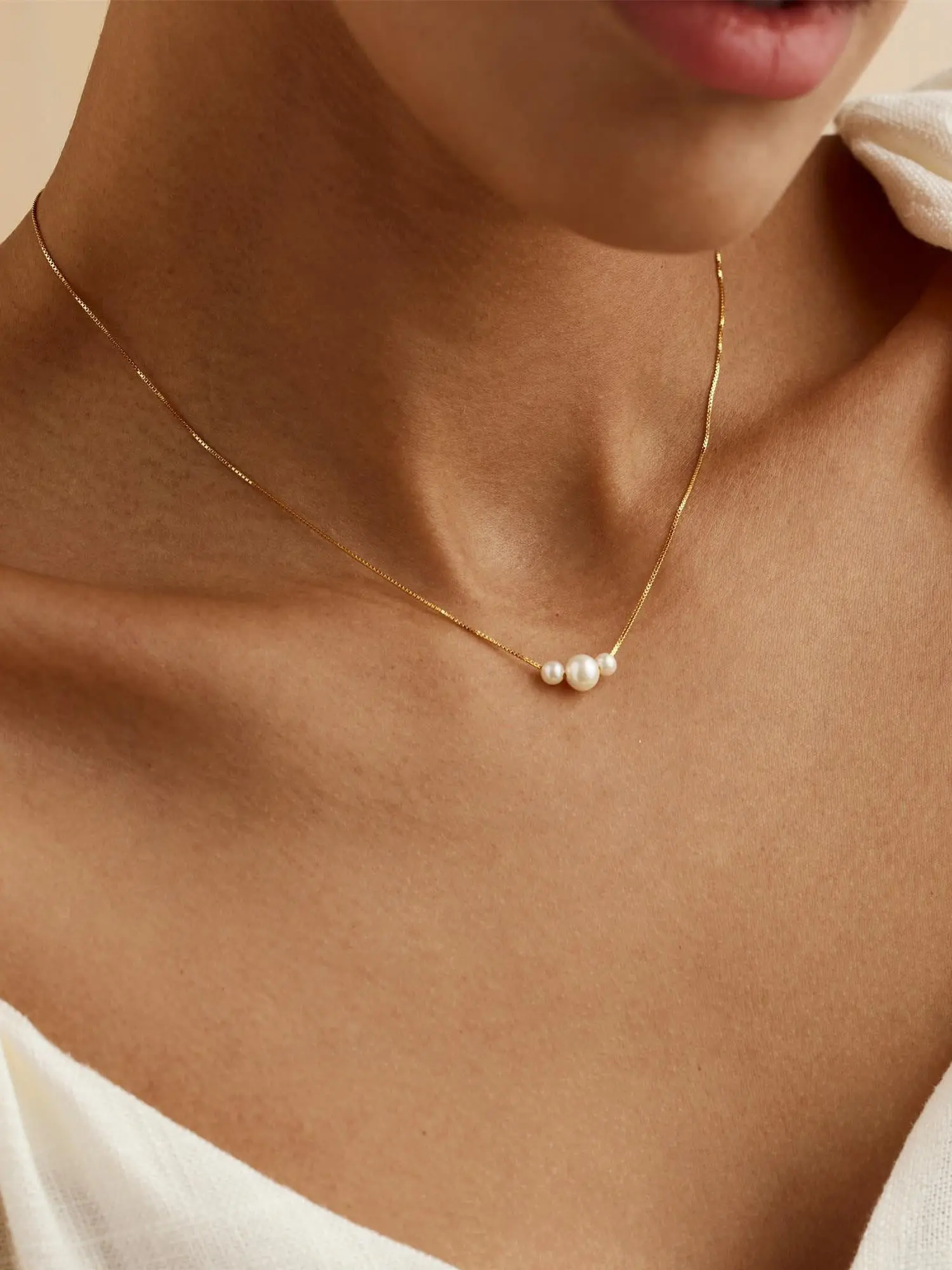 Women's Pearl Necklace, Single Pearl Pendant, Elegant Plain Design, Stainless Steel Chain, All-Season Jewelry Gift, Accessory Necklace For Mom