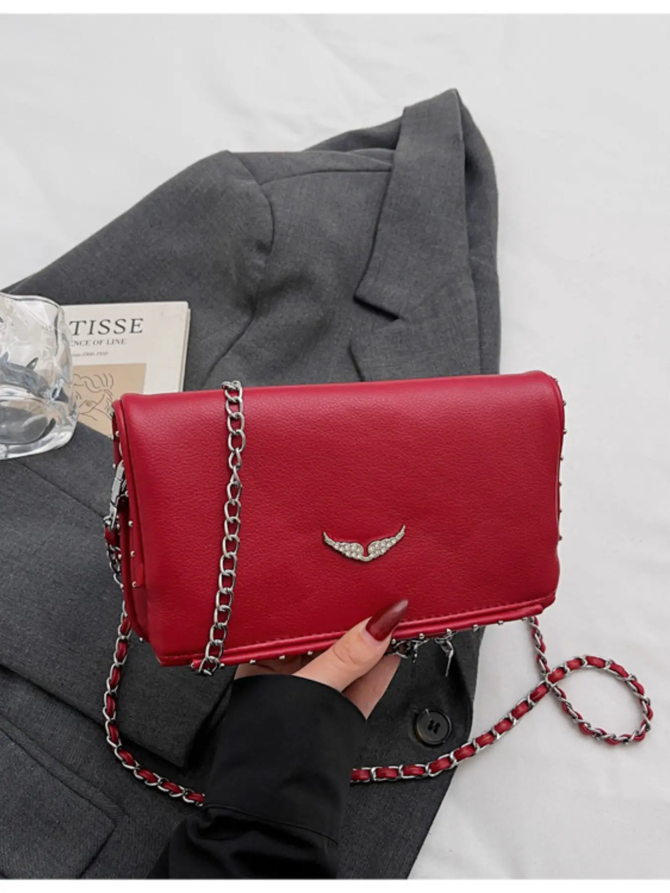 Women's Unique Handbag 2026 New Fashion Versatile Chain Shoulder Bag, Chic Crossbody Bag, Simple Crossbody Small Square Bag, Stylish and Practical, Fashionable Shoulder Bag