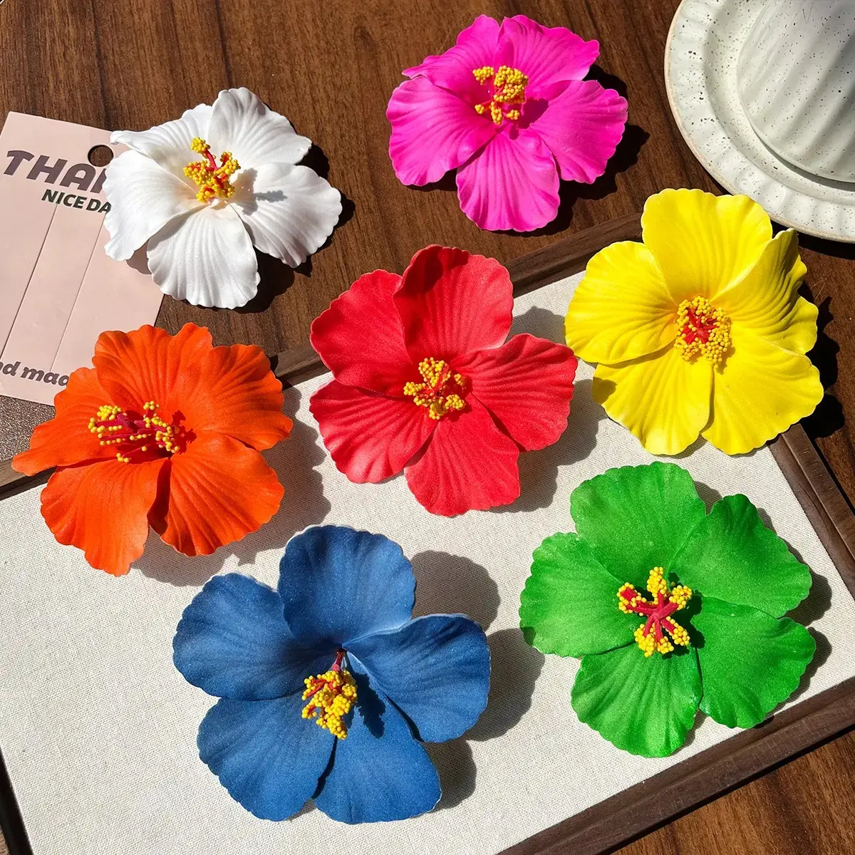 7Pcs Lightweight Hawaiian Hibiscus Flowers Hair Clips - Unisex Secure Beachwear Clips, Bright Summer Shades, All-Day Wear, Tropical Accessory for Sisters, Beach Sports, Photos (Sports & Outdoor Accessories)