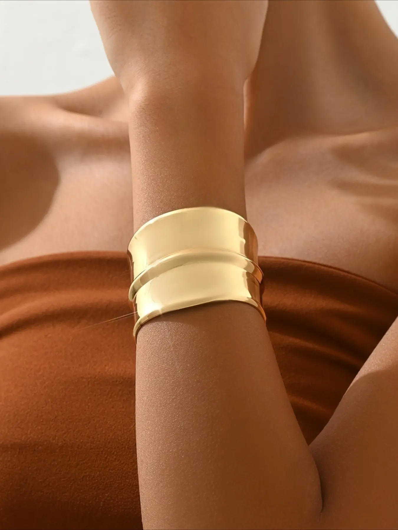Old Money Polished Wide Open Cuff Gold Bracelet Glossy Mirror Finish C-shape Bangle Minimal Western Stackable Daily Wear Jewelry for Gift Minimalist Cuff Bangle Minimalist Bangles Stackable Bangle Bracelets