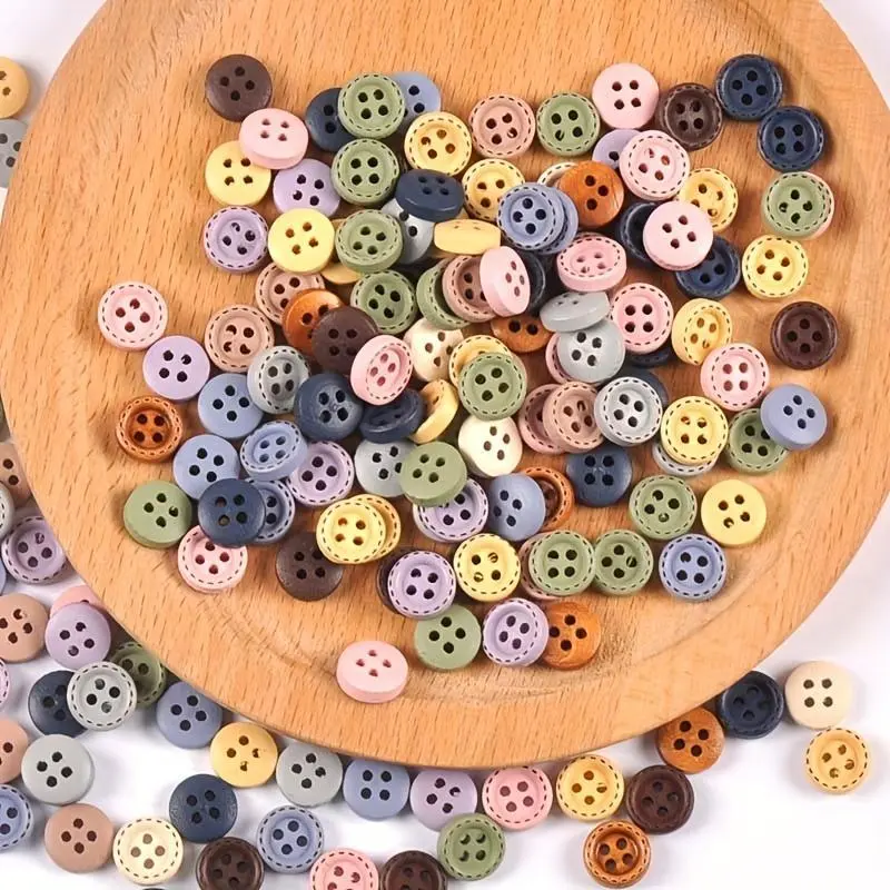 100pcs Colorful Four-Hole Wooden Buttons for DIY Clothing, Sewing Accessories, 1cm/inch