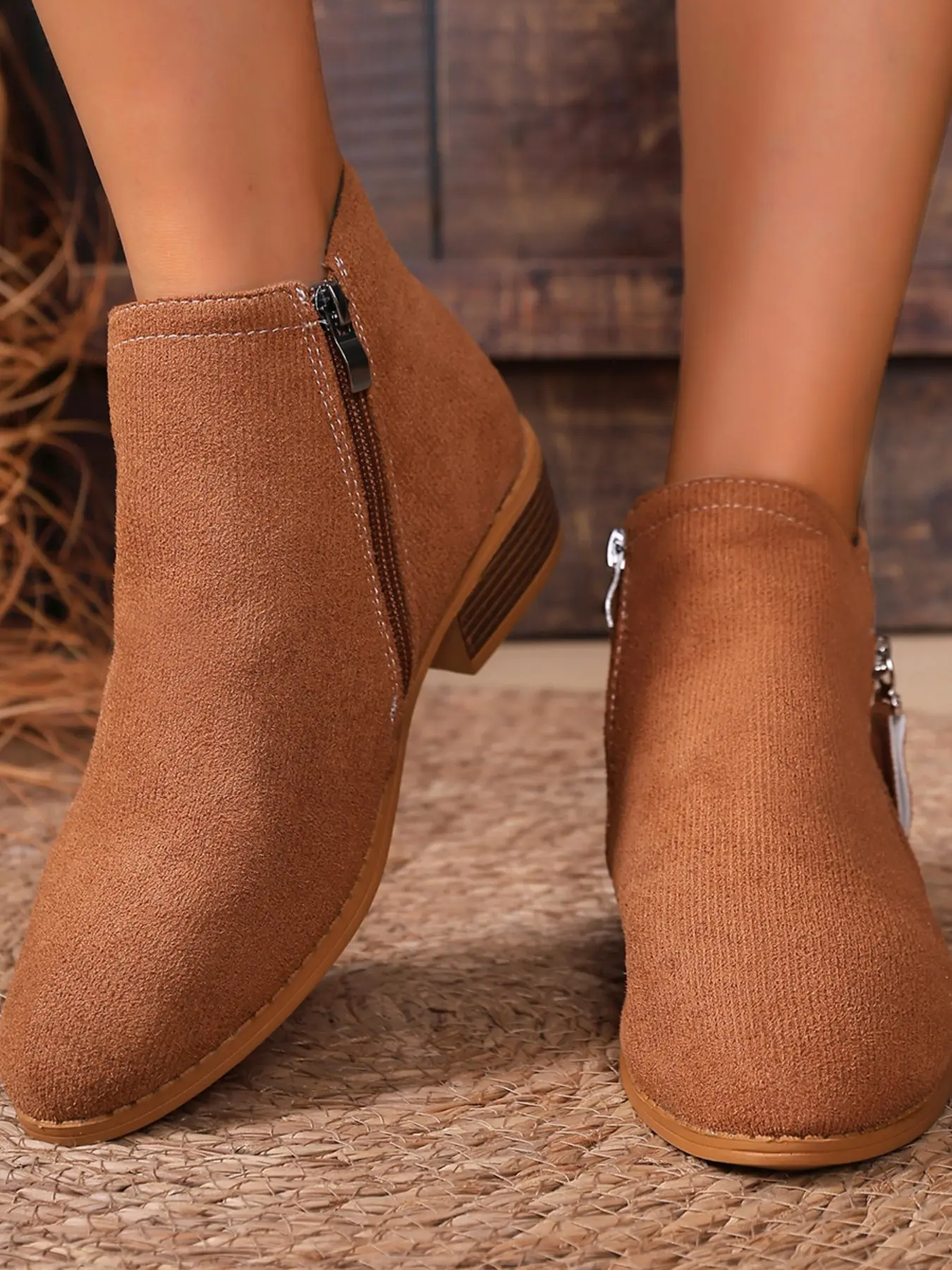 Women's Casual Round Toe Short Boots, Side Ankle Boots, Ankle Booties, Fashionable Comfortable Daily Wear Shoes, Perfect for Trendy Everyday Use Rubber Footwear