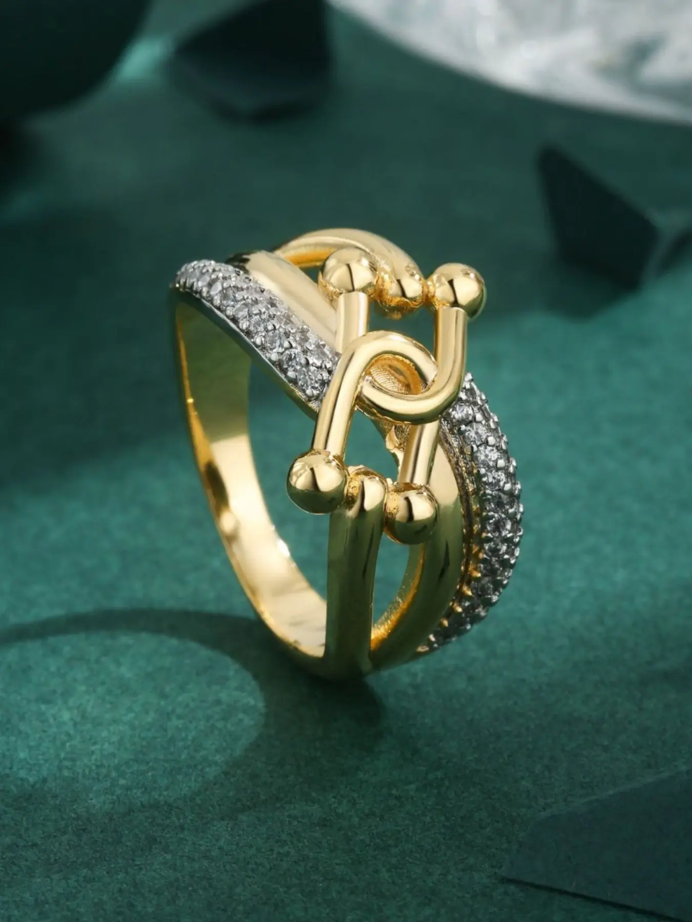 Cool Interlocking Horseshoe Ring, Bright Zircon Studded Women's Jewelry, Sizes 6-10, Casual Style, Stackable Fashion Rings