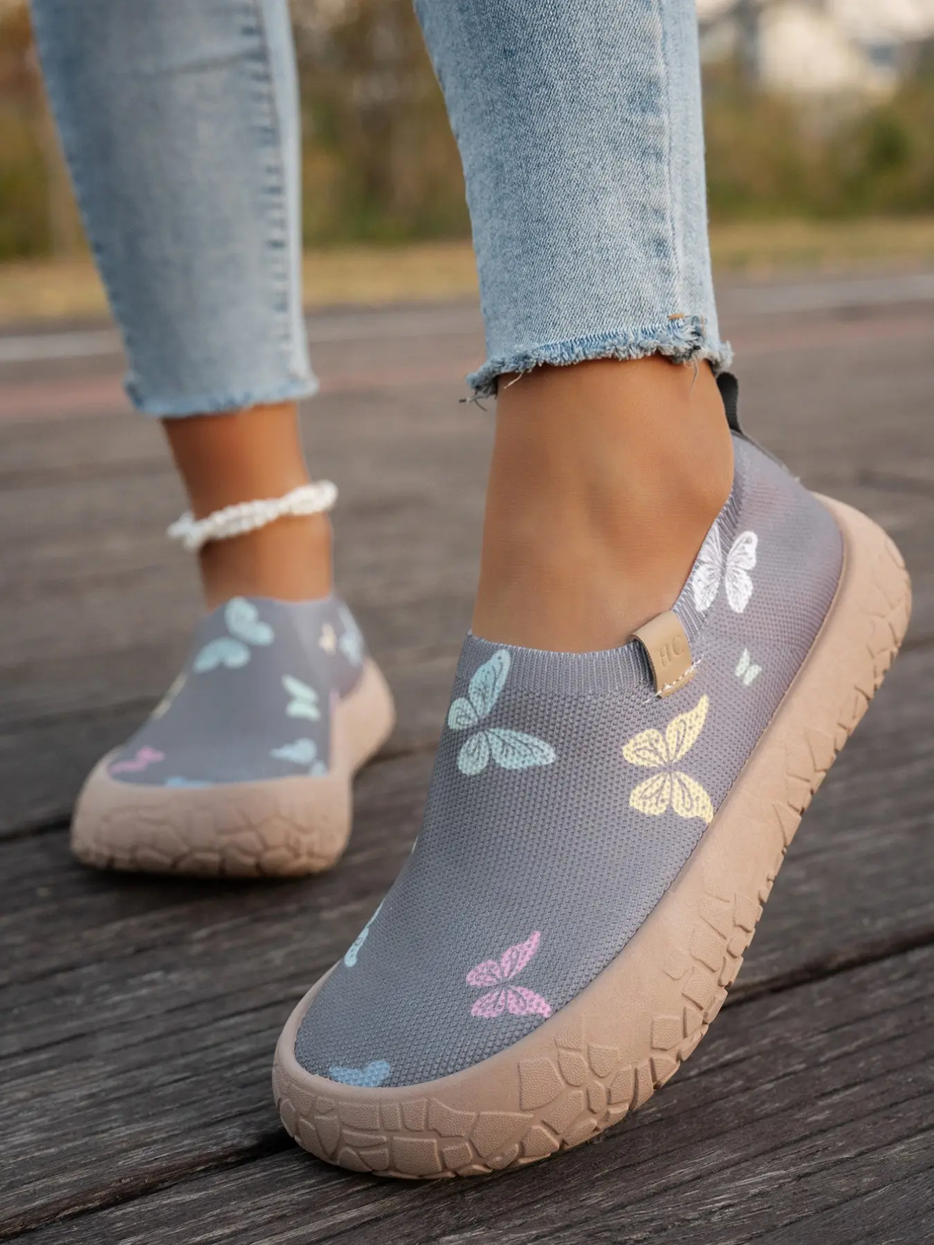 Gradient Butterfly Print Slip-On Women's Shoes, Leisure Shoes, Casual Fall Shoes, Breathable Mesh, Thick Sole, Lightweight, Anti-Slip, Casual Daily Wear