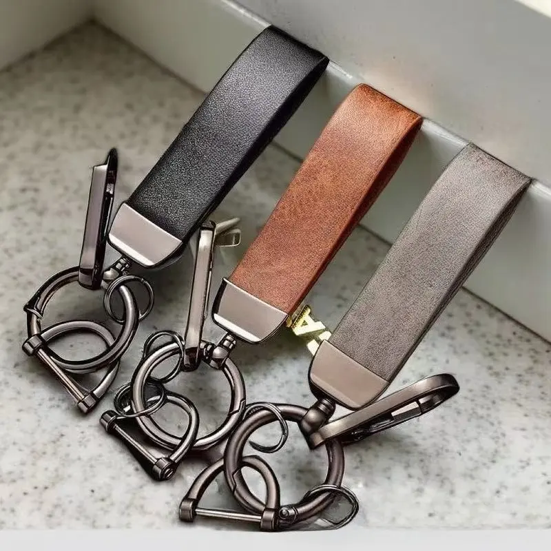 Creative Minimalist Universal Car Keychain - Stylish Vintage Crazy Horse-Effect Faux Leather, Zinc Alloy Clasp, Ideal Gift for Father's Day, Valentine's Day, Keychains