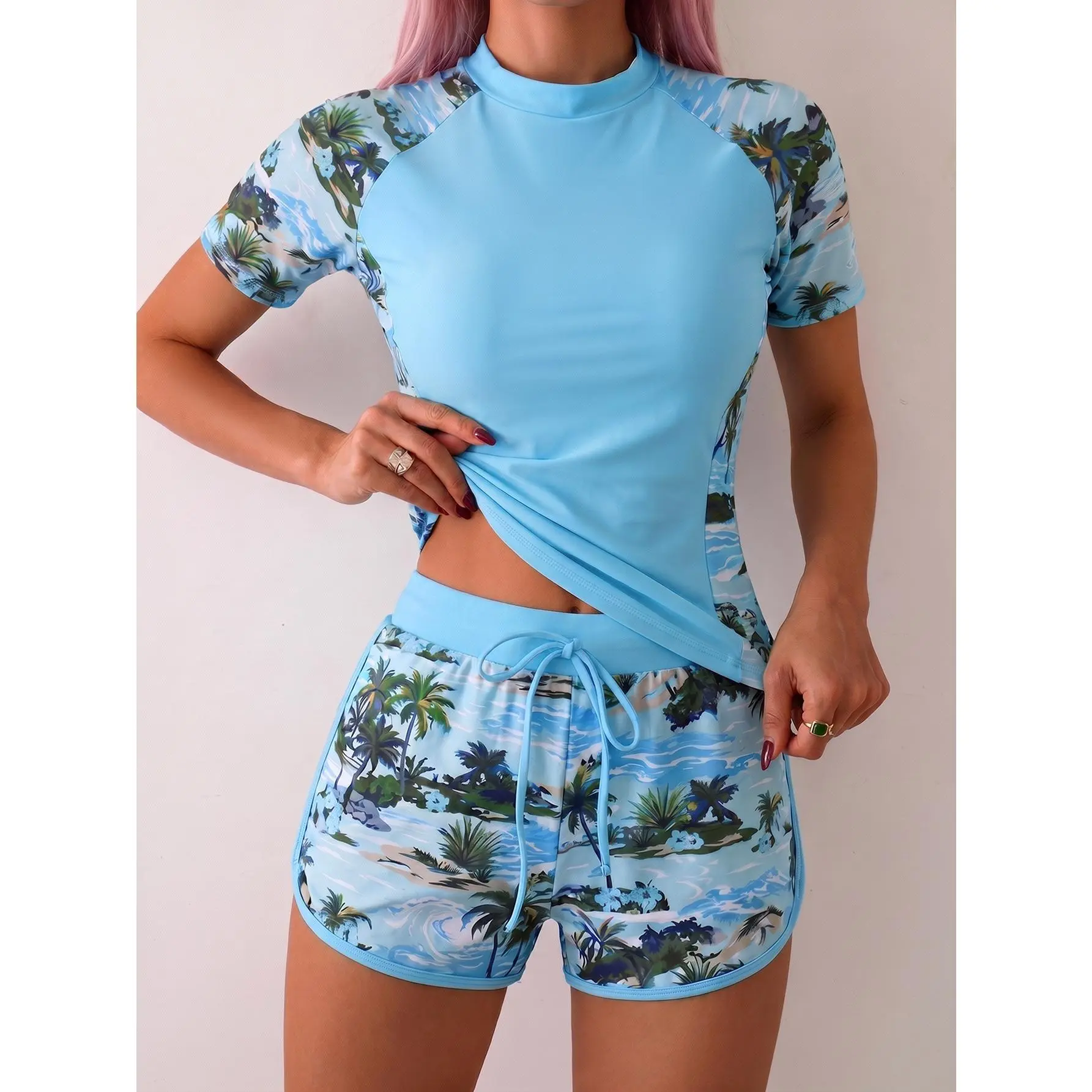 Raglan Color Block 2 Piece Swimsuit Set, Comes with built-in bra pads,Short Sleeve Rash Guard Top + Drawstring Printed Shorts, Women Tankini Surf Swimwear
