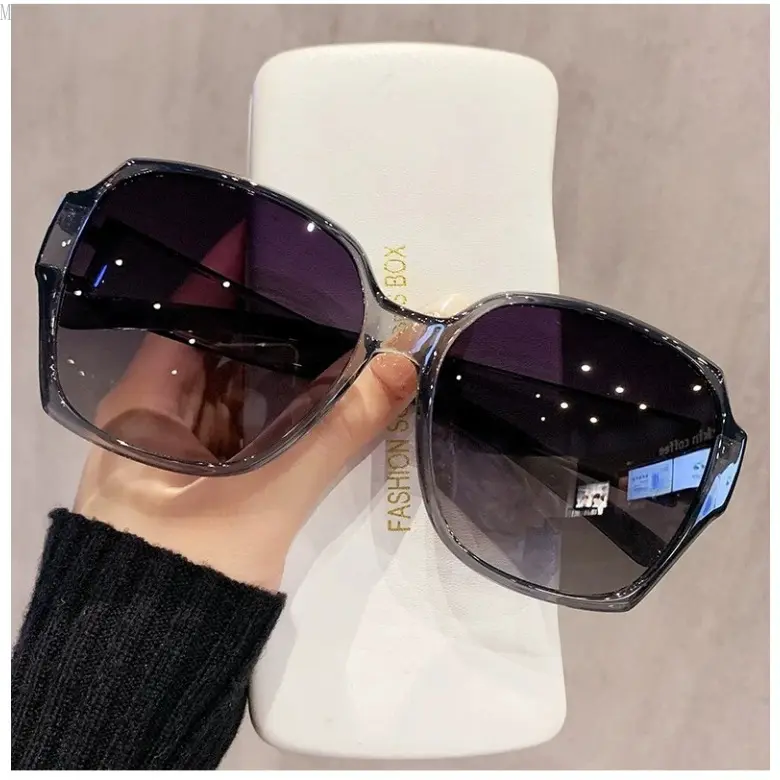 Square Fit Over Sunglasses for Unisex Wear, Polarized OTG Lenses with UV Protection for Daily Driving & Outdoor Use, Over Glasses Sunglasses, Outdoor Daily