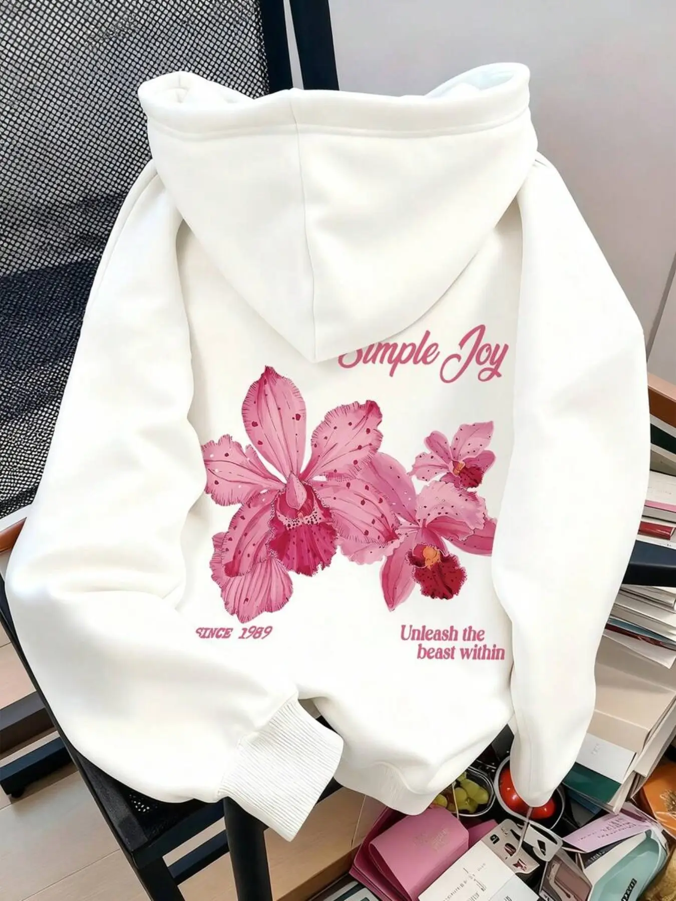 Women's Floral Print Long Sleeve Drawstring Hoodie, Casual Loose Fit Sweatshirt with Pockets, All-Seasons Fashionable Top