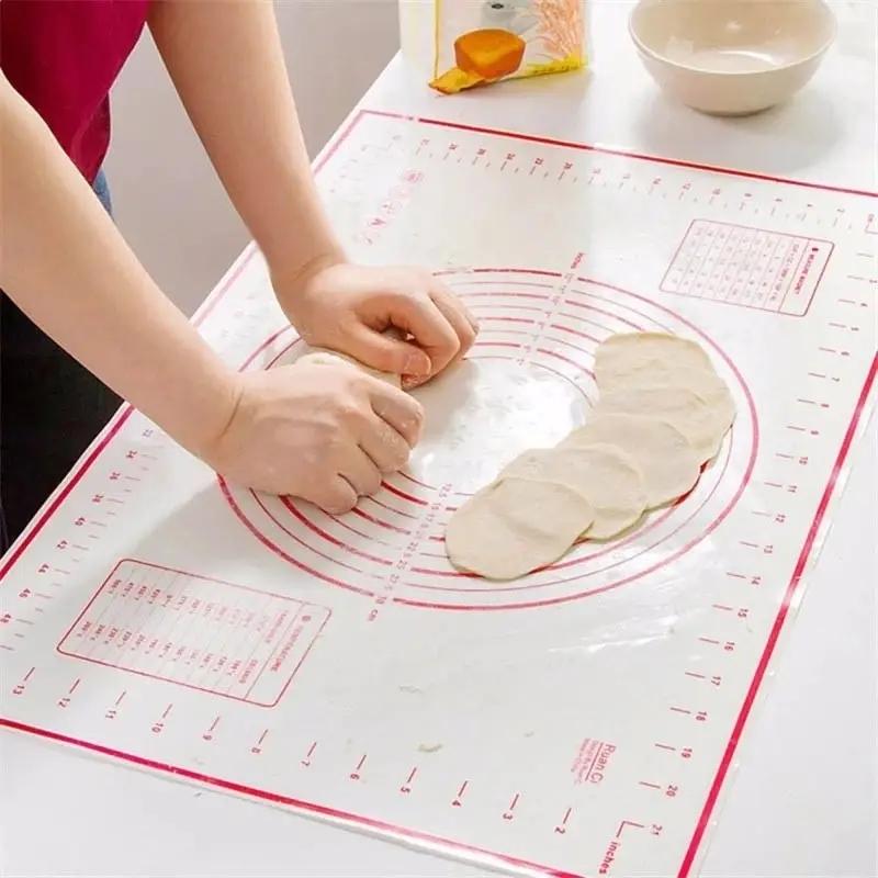 Silicone Table Mat for Kneading Dough, 1 Count Non-Slip Non-Stick Kneading and Baking Mat for Pizza Making, Kitchen Baking Utensils, Baking Tools