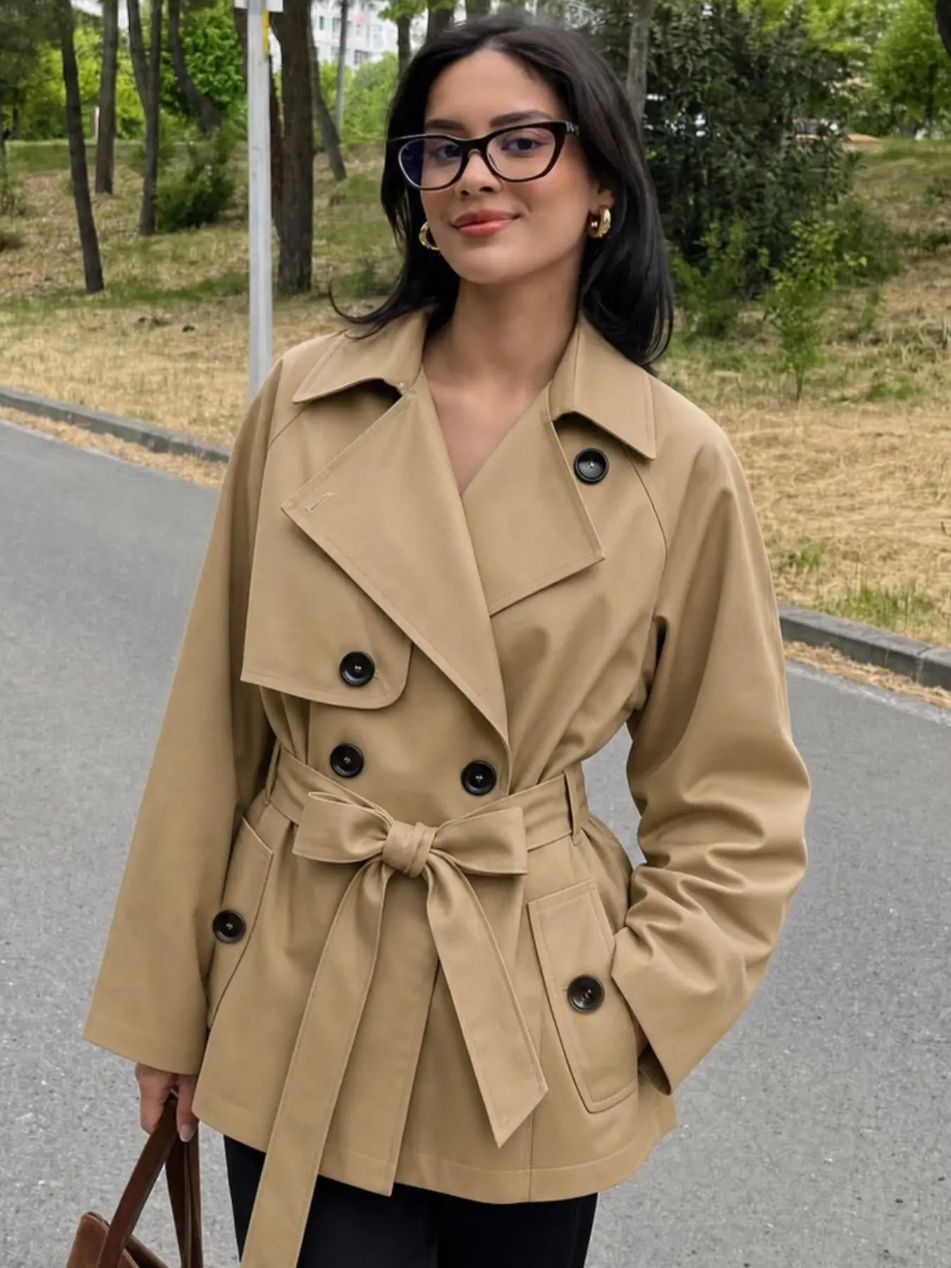 2026 Fall Khaki Cropped Trench Coat, Jackets, Lapel double-breasted design with matching waist belt, tailored fit to flatter your figure. Perfect for work, trips and dates, pairs well with pants or skirts for daily styling