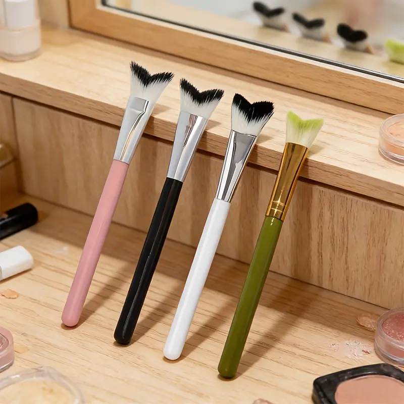 Women's 1pc Fishtail Pointed Nose Makeup Brush - Nylon Mixed Hair, Angled Tip Type A Single Item for Contouring, Cheekbone/Jawline Definition, Powder/Liquid Sensitive Beige Applicator (Optional Gift)