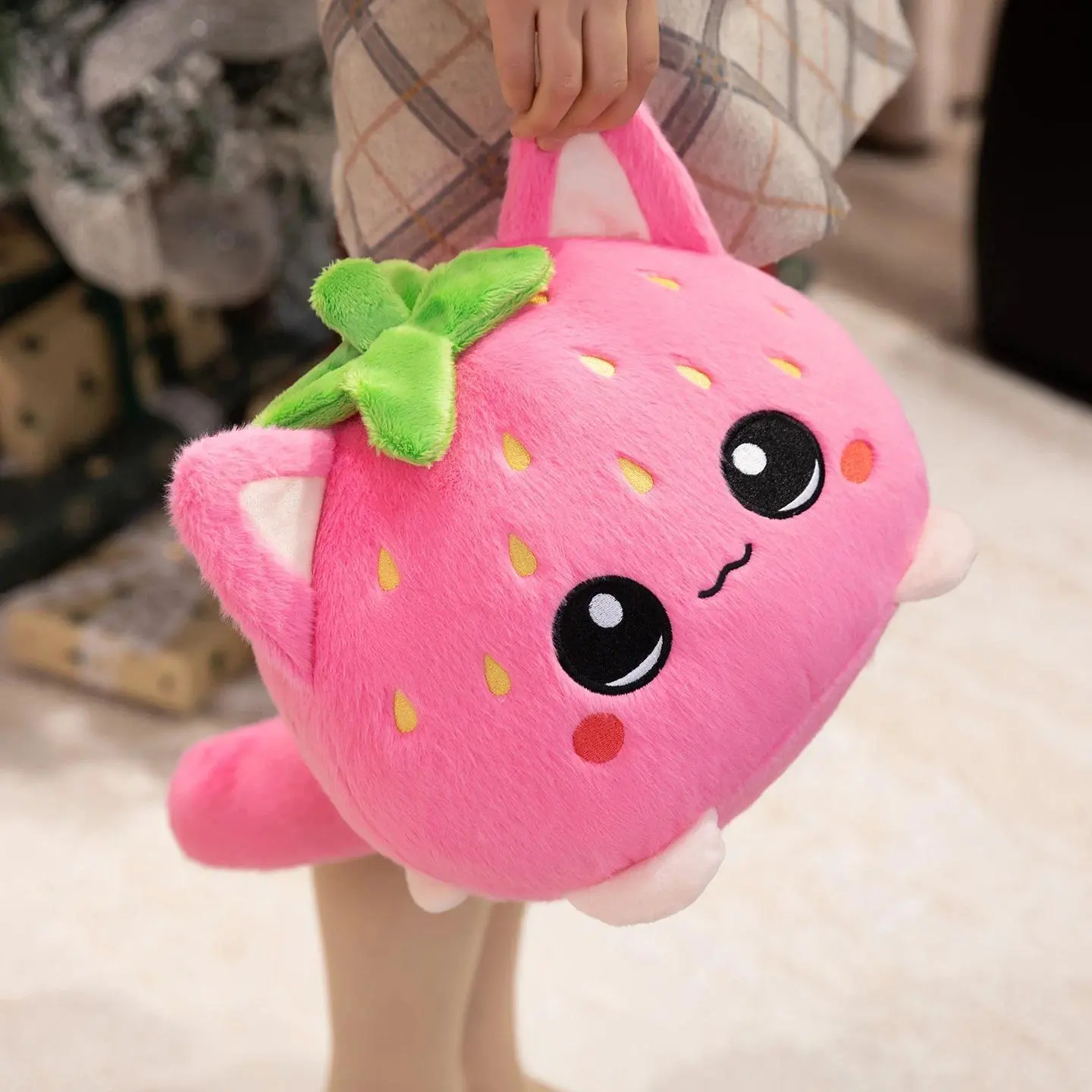 Unisex Soft Plush Strawberry Cat Stuffed Doll, Fruit-Theme Cute Soft Toy, Ideal for Children's Friends, Room Decoration & Sofa Accents, Children's Birthday Gift