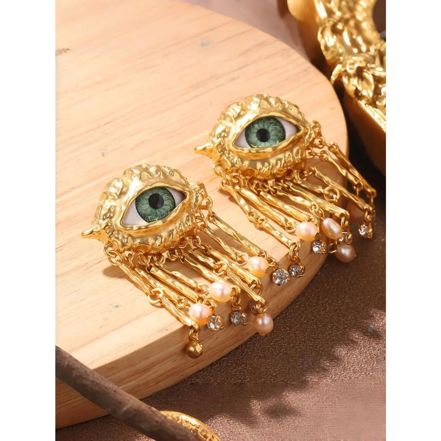 Vintage Gothic Devil Eye Bead Fringe Earrings – Witchy Statement Pearl Drop Tassel Earrings for Women, Unique Dark Aesthetic Fashion Jewelry, Lightweight Boho Costume Earrings for Party, Halloween, Festival & Night Out