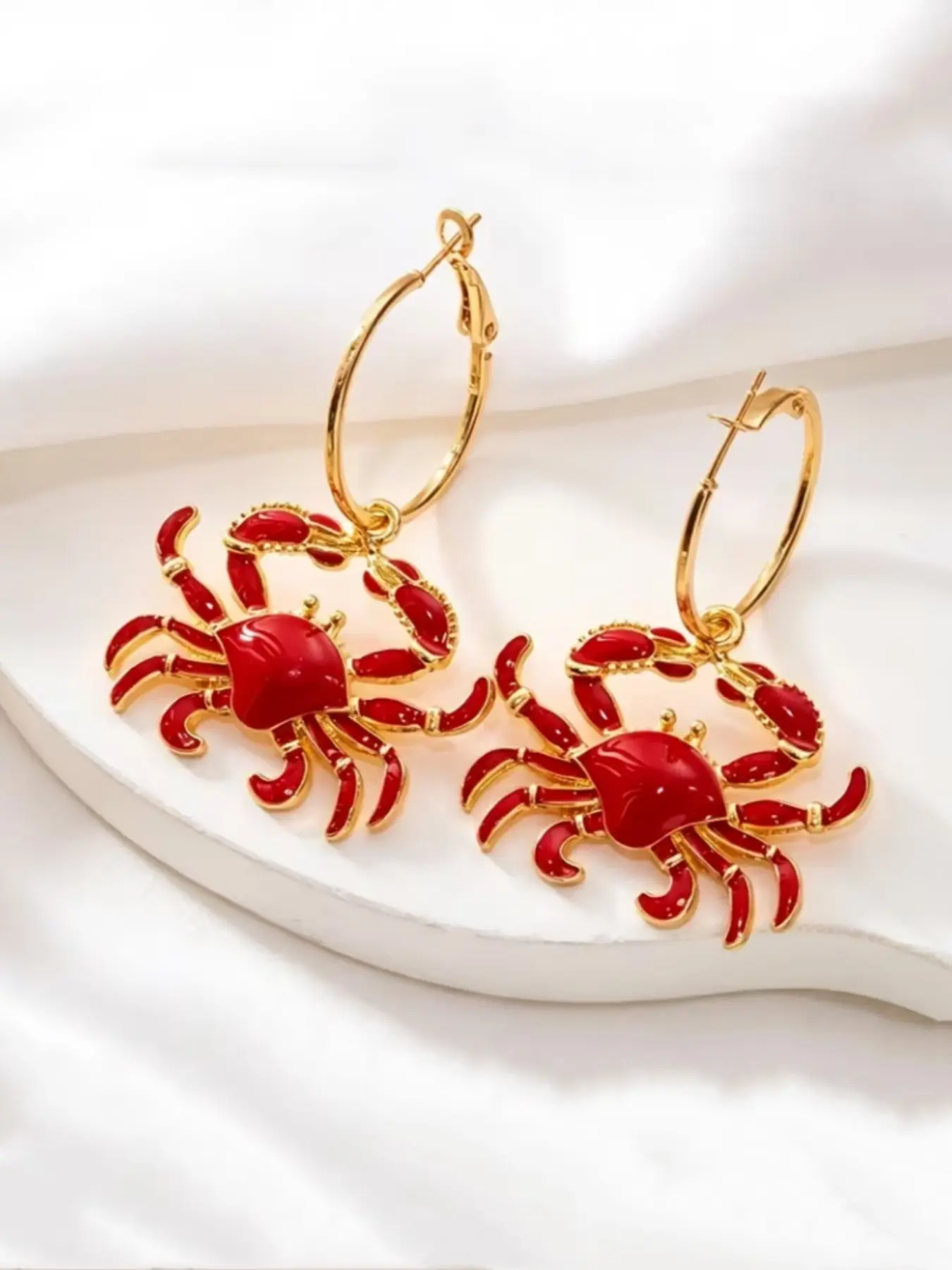 Fun Enamel Crab Hoop Earrings, Ocean-Themed Vacation Jewelry for Women, Perfect for Casual Wear, Parties, and Concerts