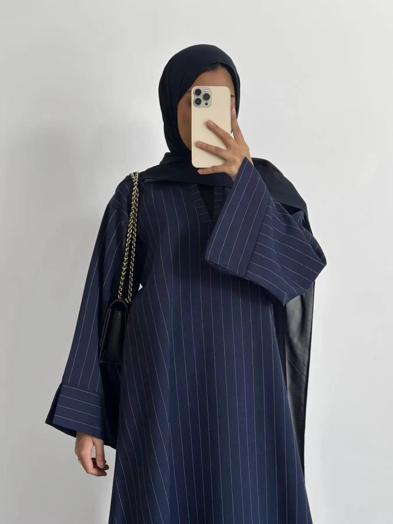 New Muslim Women's Striped Loose Fit Abaya Dress, Classic Islamic Clothing with Pockets for Commute