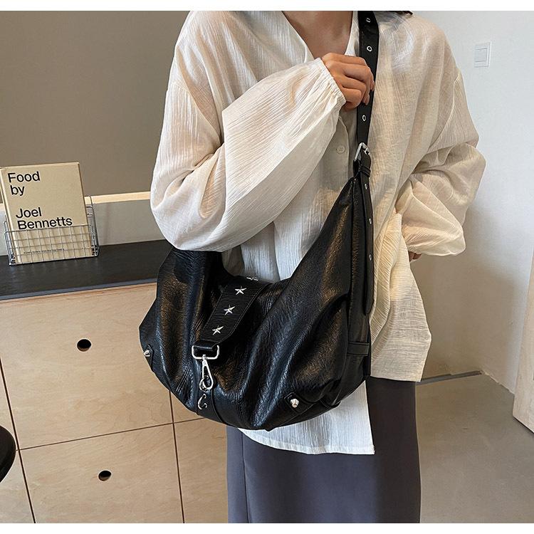 Large Capacity Bag for Women – Casual Fashionable Retro Crossbody Bag with Shoulder Strap – High-End Style Dumpling Bag Trend