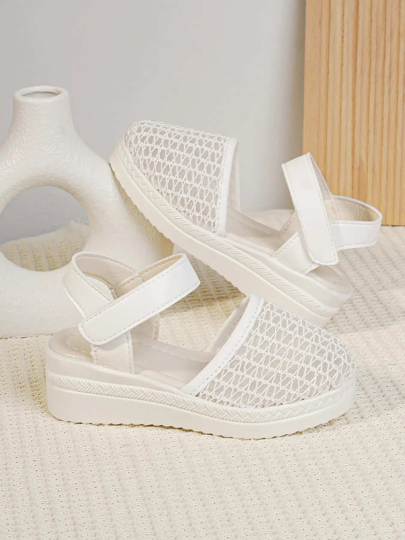 Girls' Summer Mesh Sandals, Pu Rubber Sandals, Kids Velcro Back Hollow Out Wedge Shoes, Breathable Thick Sole Platform Slippers, Anti-Slip Princess Flip Flops