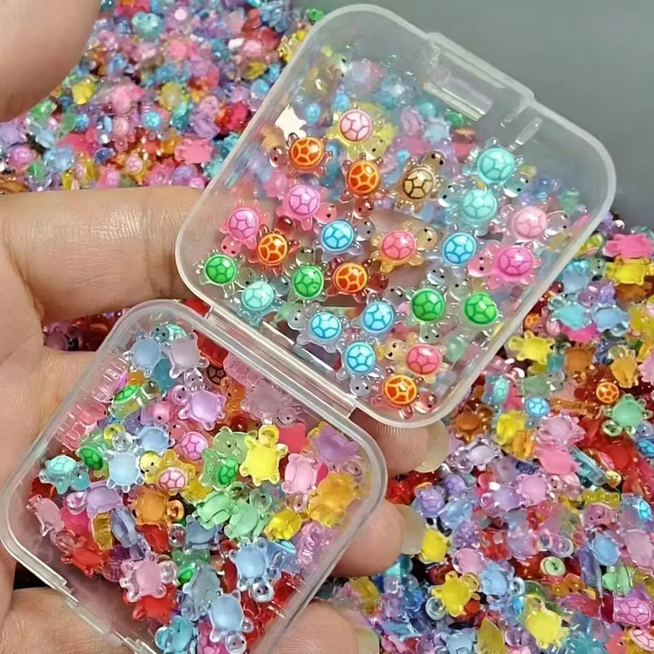 50/100 Mixed Resin Mini Turtle Figurines, 1.4x2.1cm Colorful 3D DIY Wedding Decor, Jewelry Craft Supplies, Nail Art Accessories