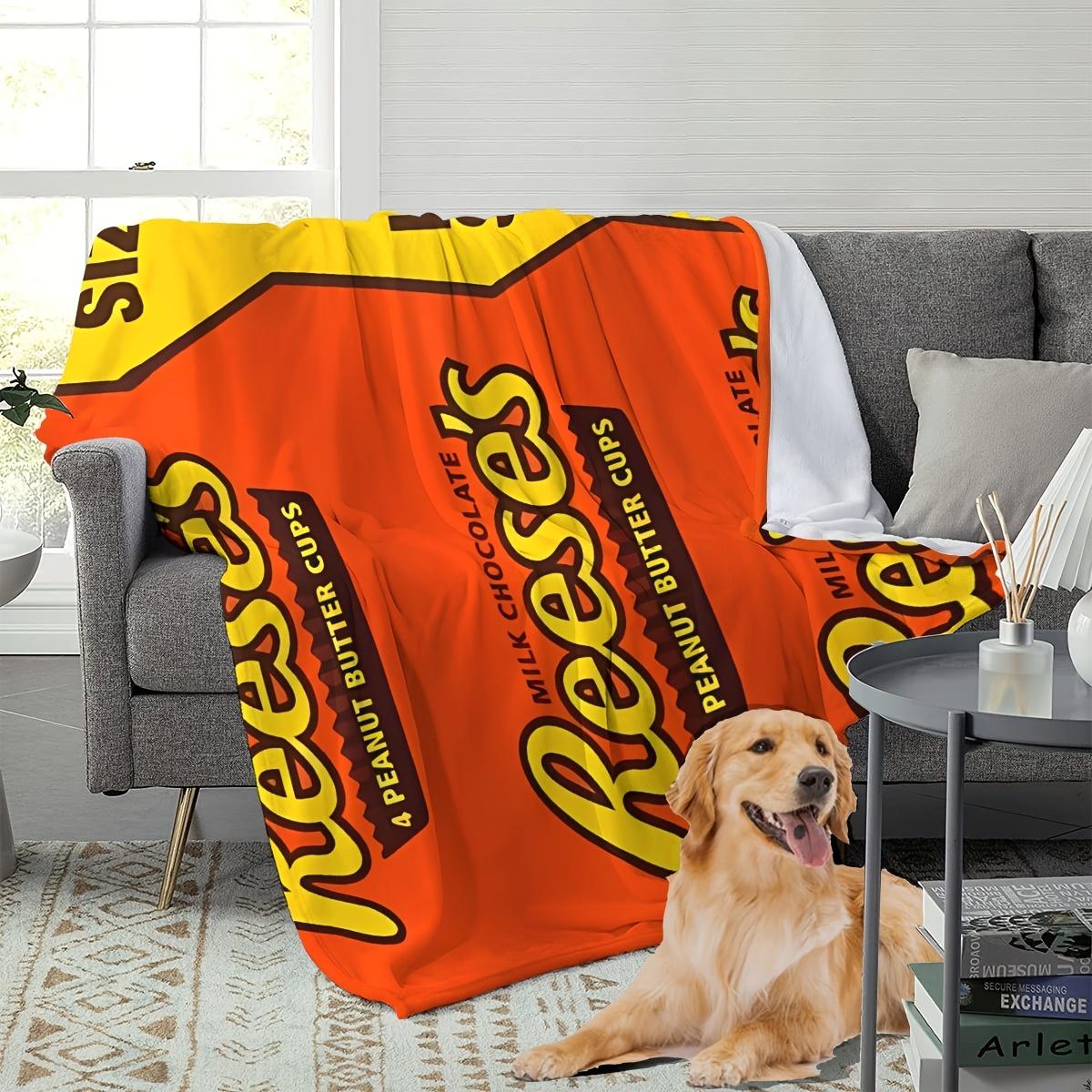 Reese'S Peanut Butter Cups Flannel Throw Blanket - Contemporary Style, Soft And Cozy, All-Season Multipurpose, Machine Washable, Digital Print, 200-250Gsm, Ideal for Sofa, Bed, Office, Camping, Travel - Great Gift for All Occasions