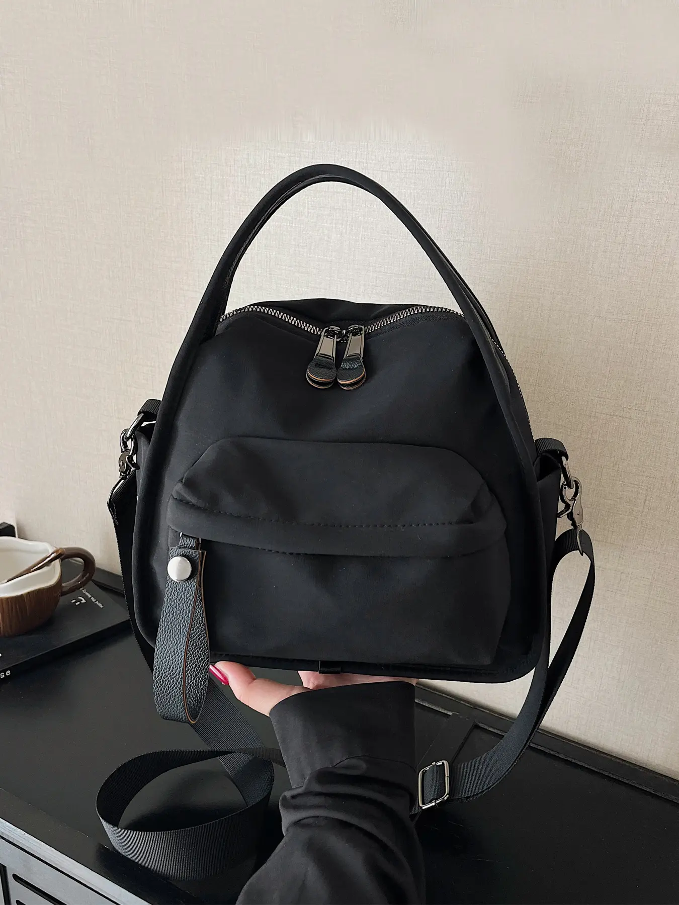 Women's Lightweight Nylon Mini Crossbody Bag, Crossbody Purse, Versatile Casual Trendy Shoulder Bag, Commuter Handbag, Ideal for Daily Work and Shopping